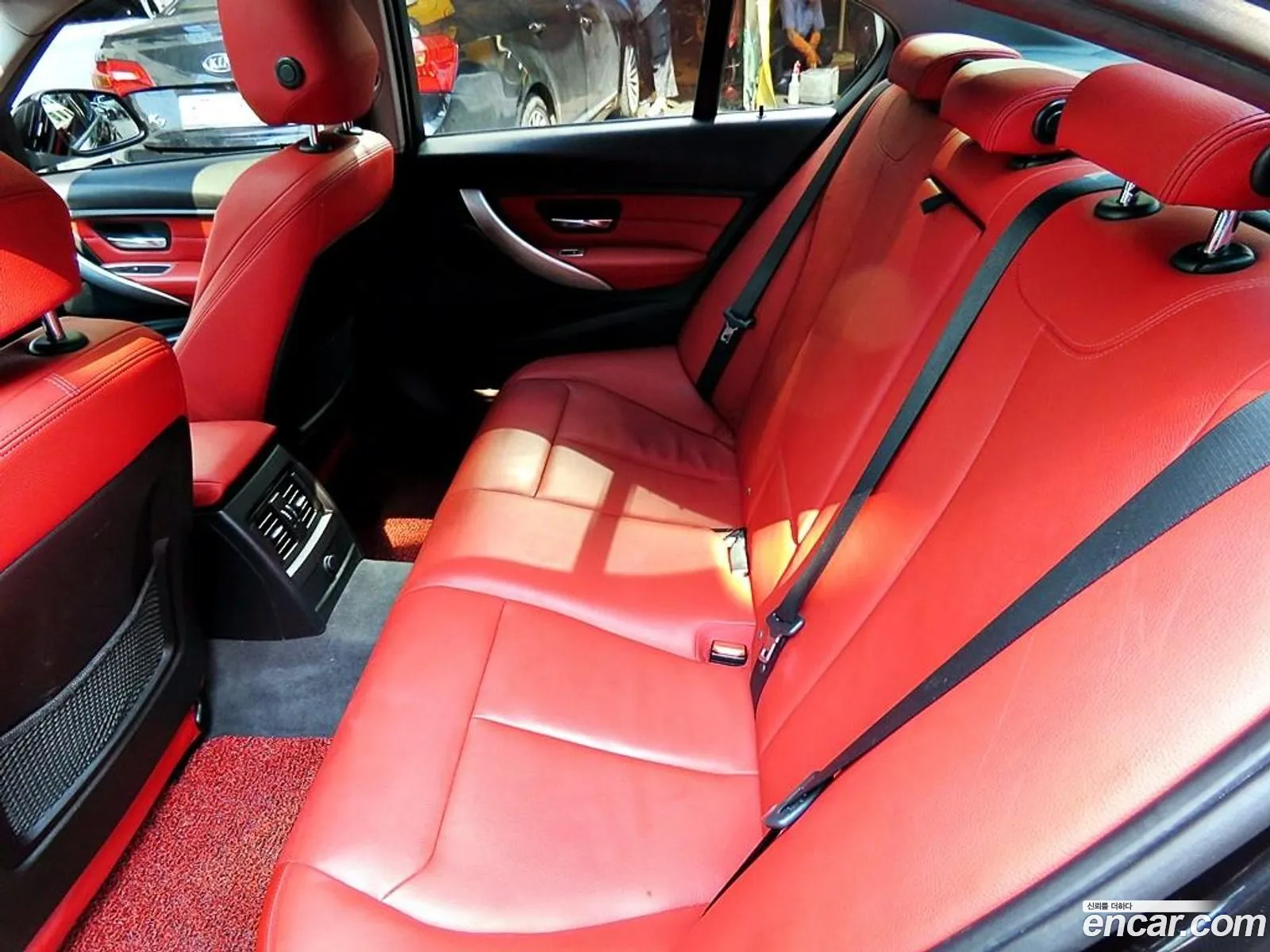 BMW 3 Series F30 320D M Sports - фотография 6795211