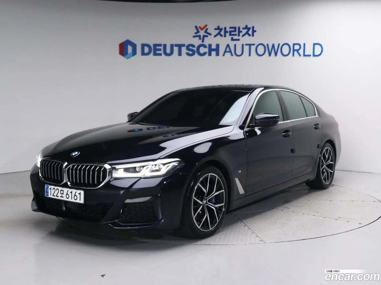 BMW 5 Series G30 530I xDrive M Sports - фотография 5057271