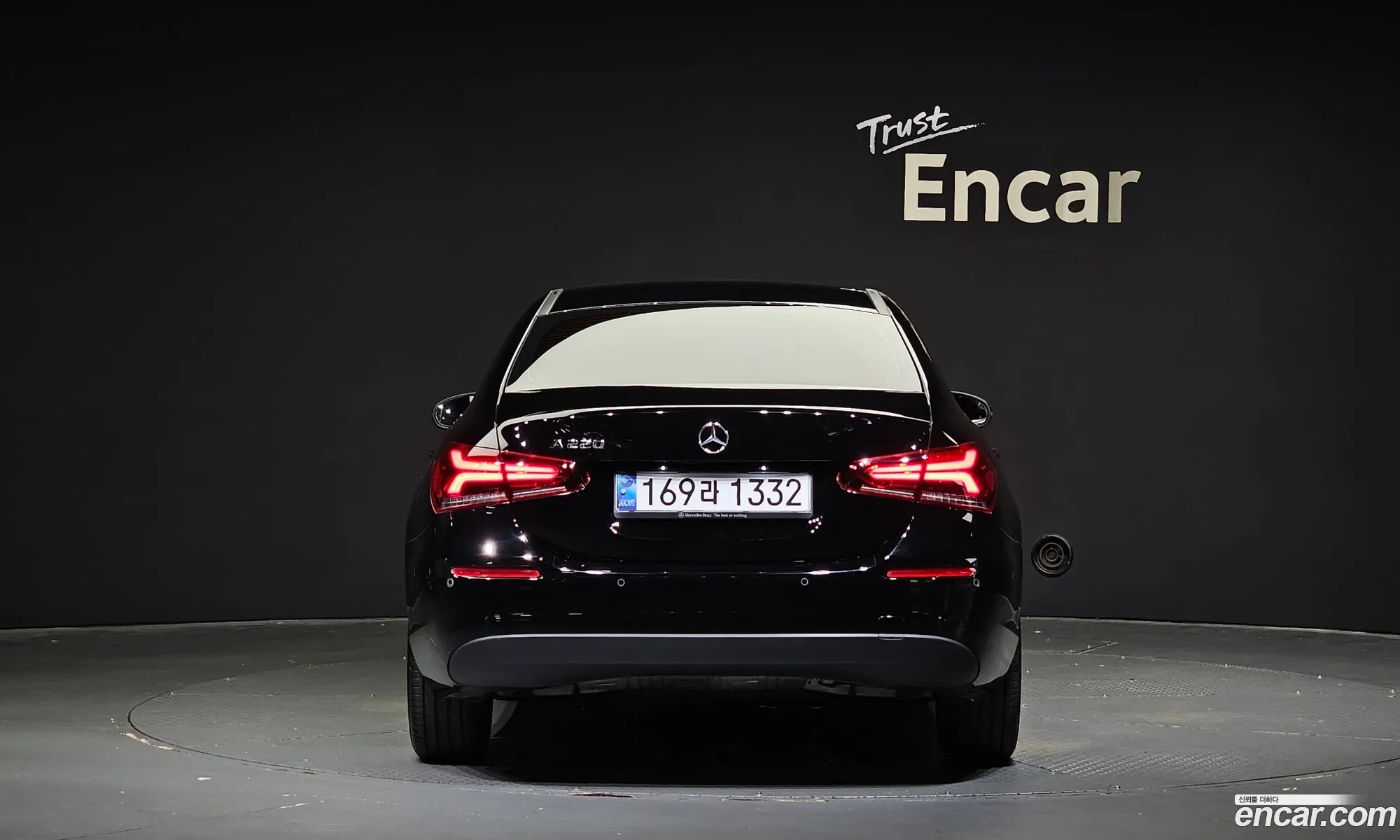 Mercedes A-Class W177 A220 Sedan - фотография 19778852