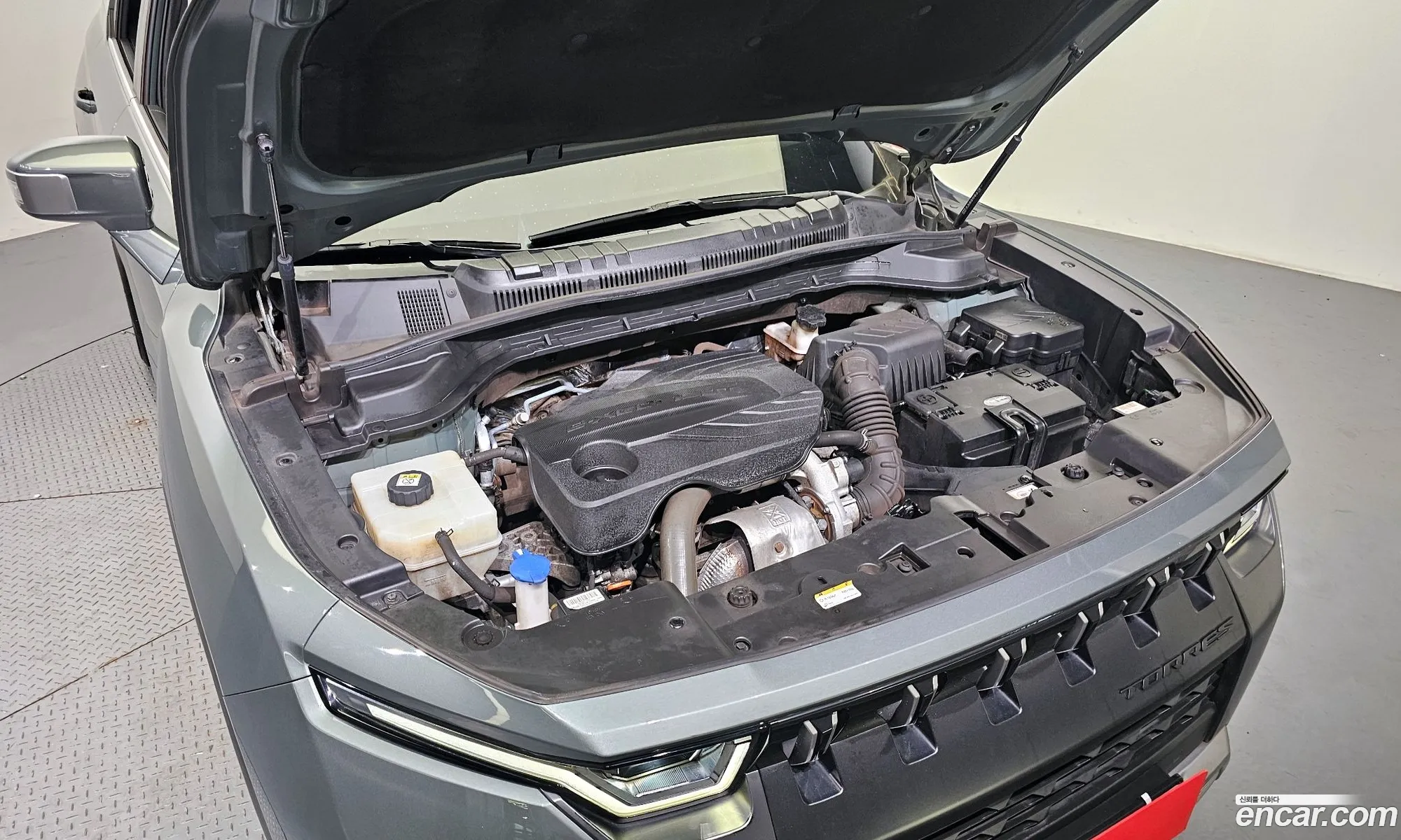 Kg Mobility Ssangyong Torres Gasoline 15 4Wd T7 - фотография 7294295