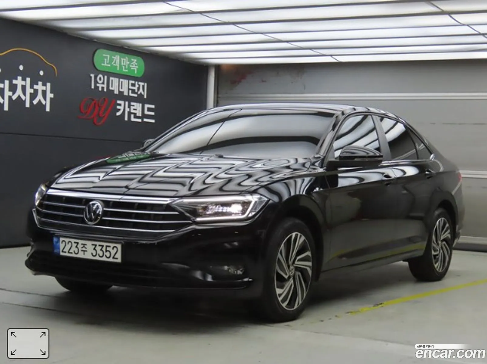 Volkswagen Jetta 7Th Generation 14 Tsi Premium - фотография 8777844