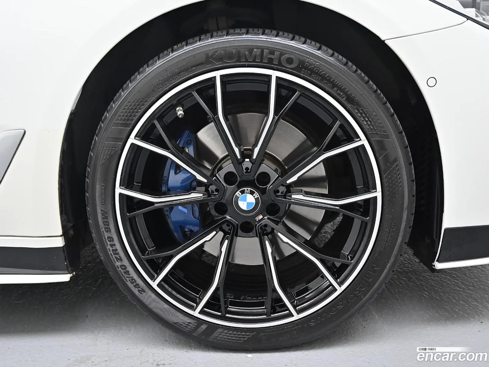 BMW 5 Series G30 530I xDrive M Sport Plus - фотография 5057277