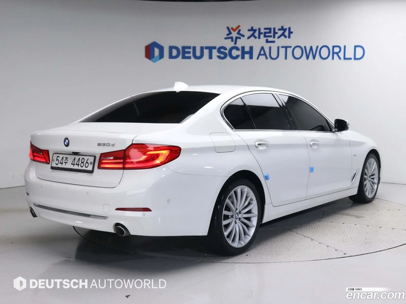 BMW 5 Series G30 530D Luxury Plus - фотография 3682929