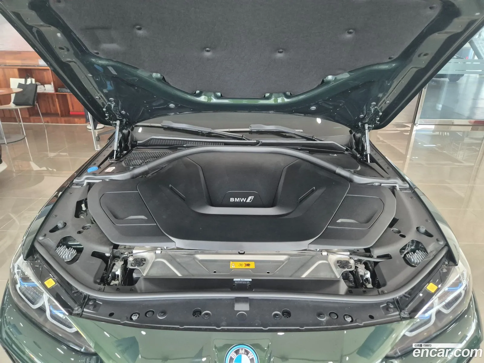 BMW I4 Edrive40 M Sports Pro - фотография 12310969