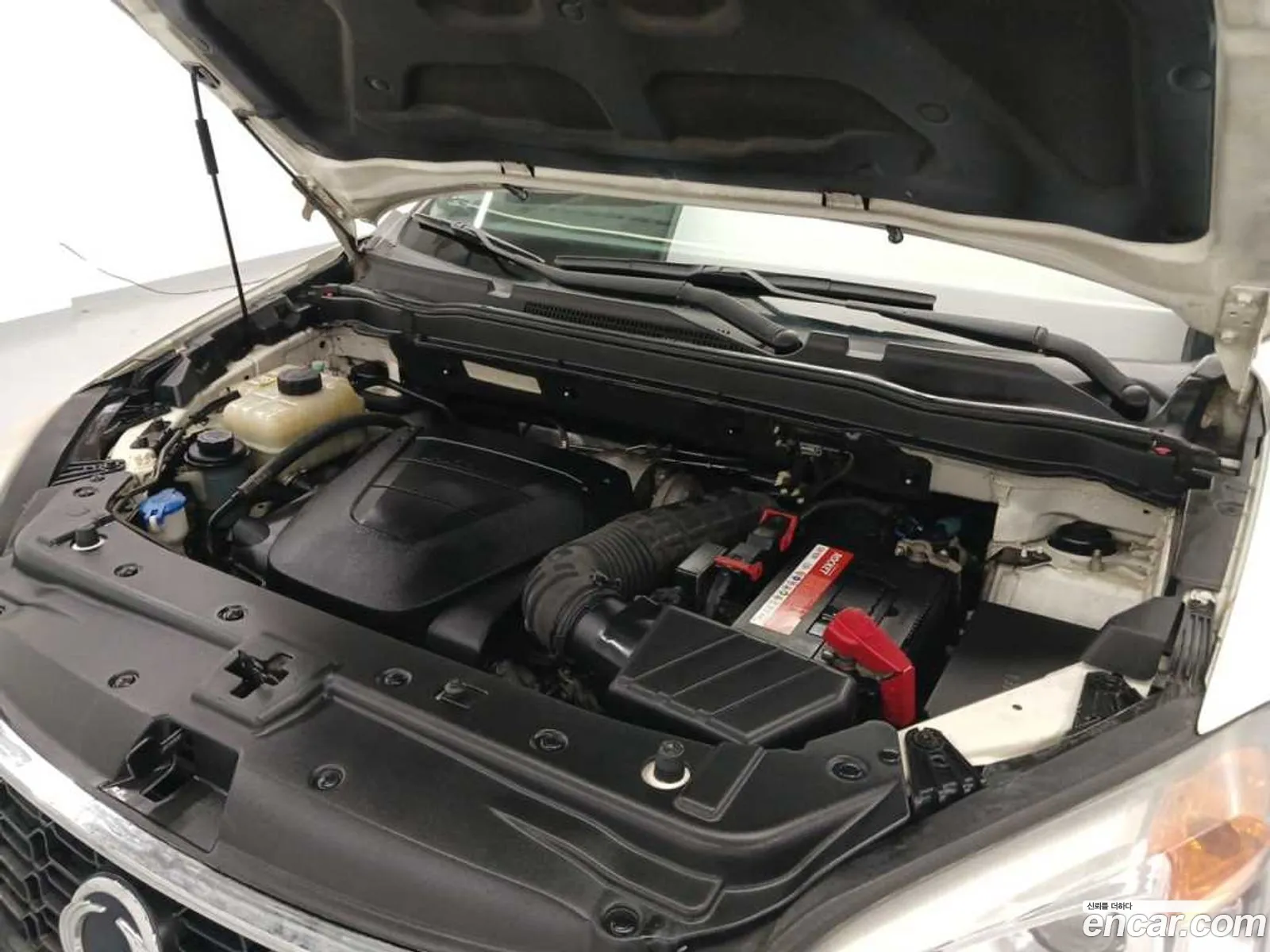 Kg Mobility Ssangyong New Korando C 20 Adventure 60Th Edition 4Wd - фотография 7568443