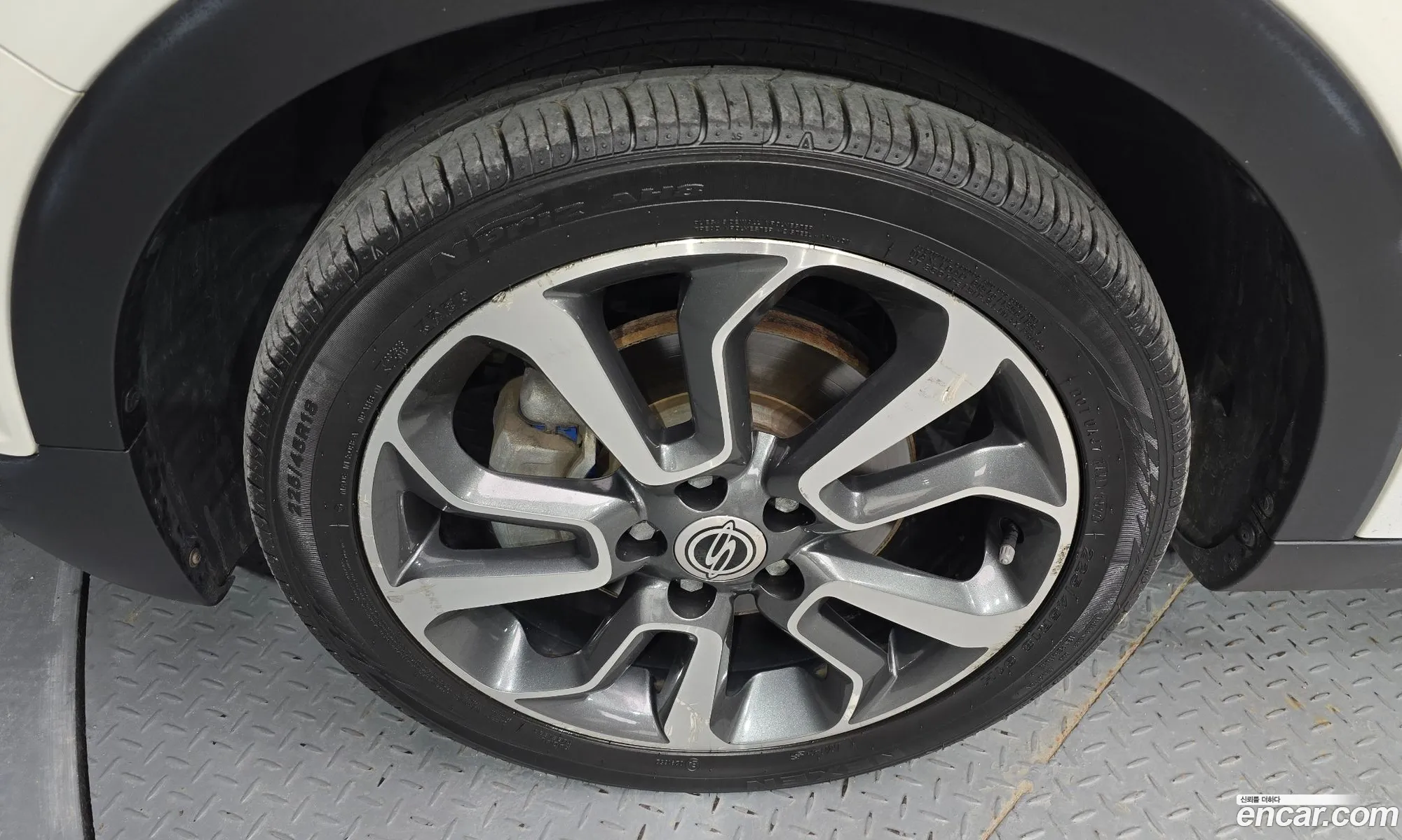 Kg Mobility Ssangyong Tivoli Vx 2Wd - фотография 7223291