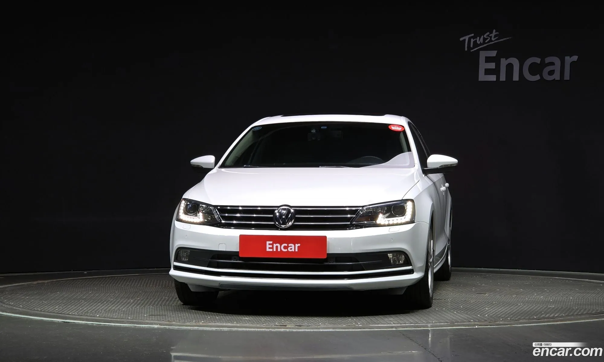 Volkswagen New Jetta 20 Tdi Bluemotion Premium 6Th Generation - фотография 8551299
