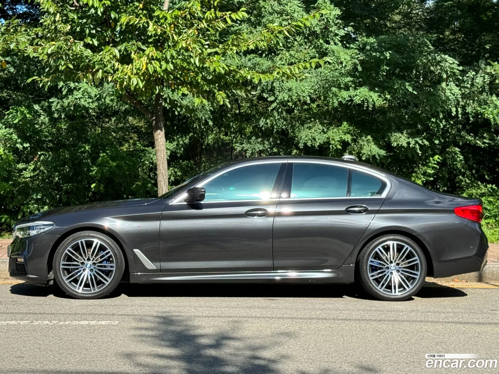 BMW 5 Series G30 530I M Sports Plus - фотография 8820733