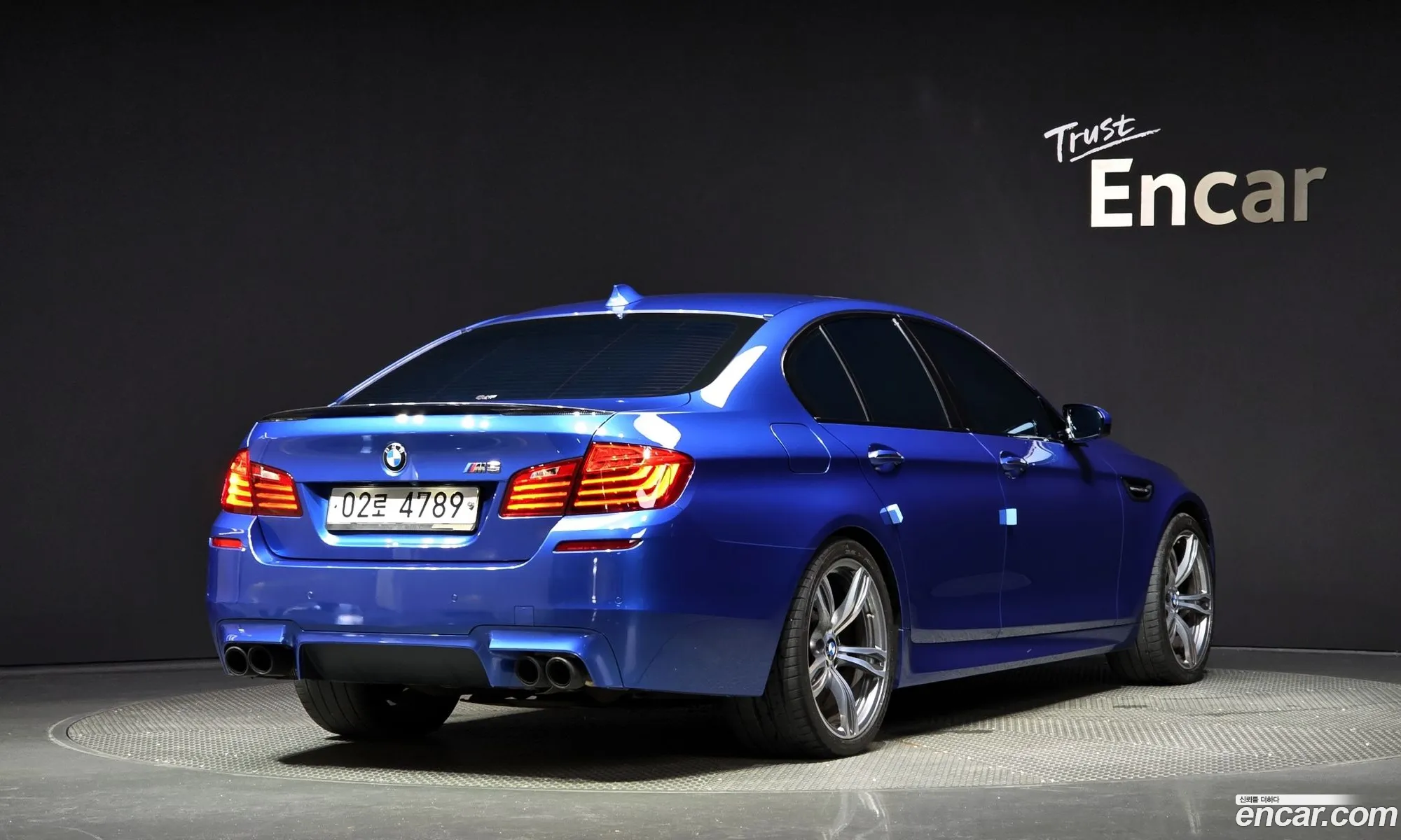 BMW M5 F10 M5 Sedan - фотография 7386728