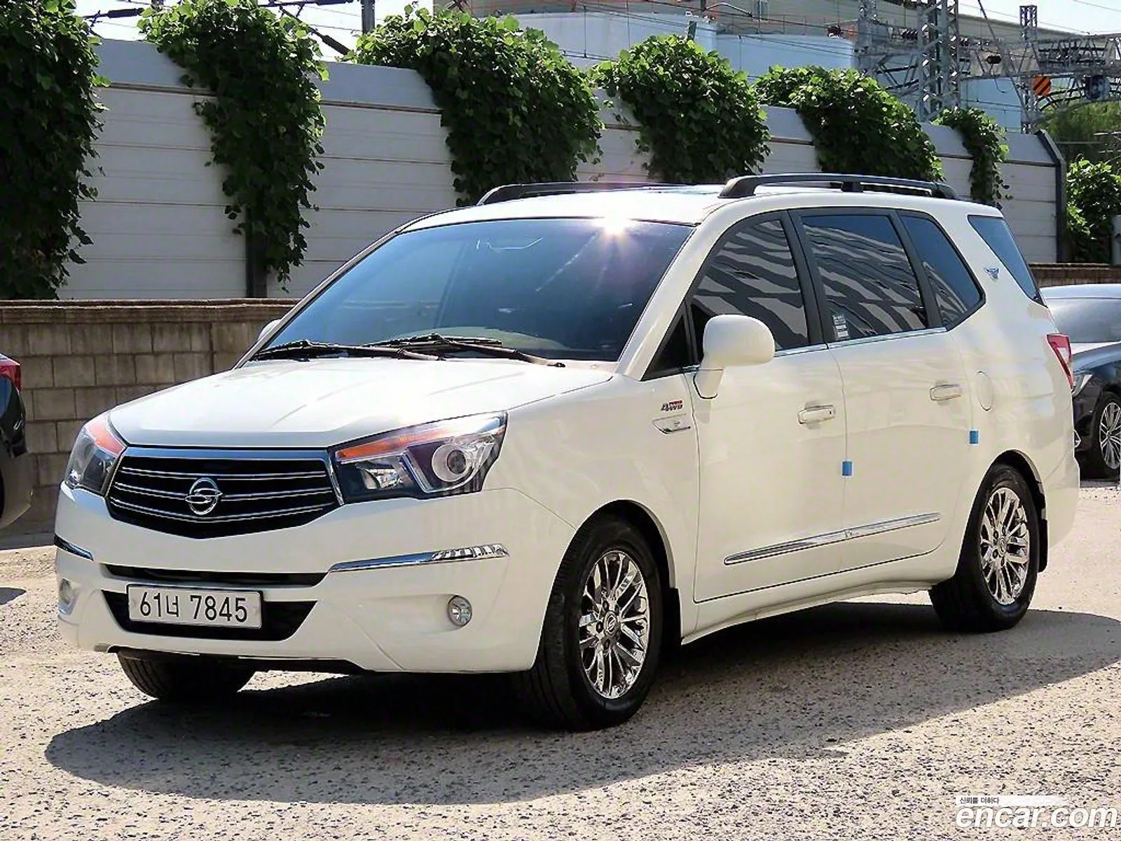 Kg Mobility Ssangyong Korando Turismo 4Wd Extreme 9-Seater - фотография 7568380