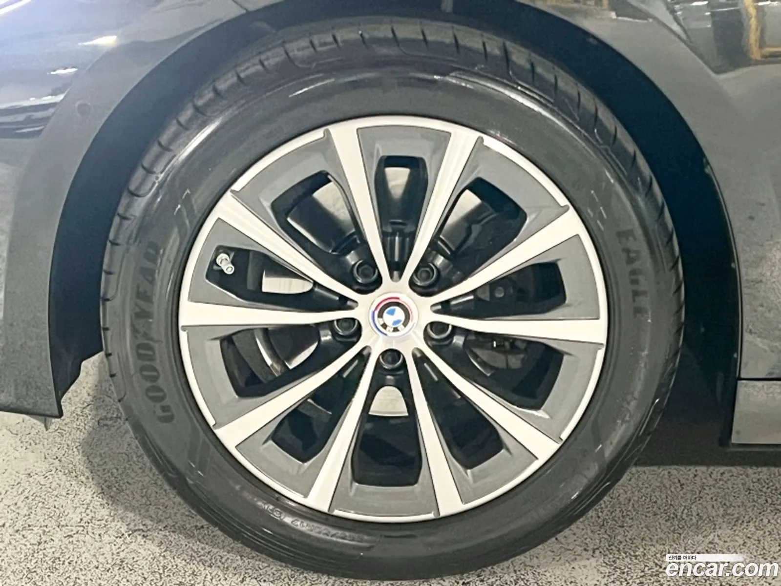 BMW 3 Series G20 320I - фотография 7265378