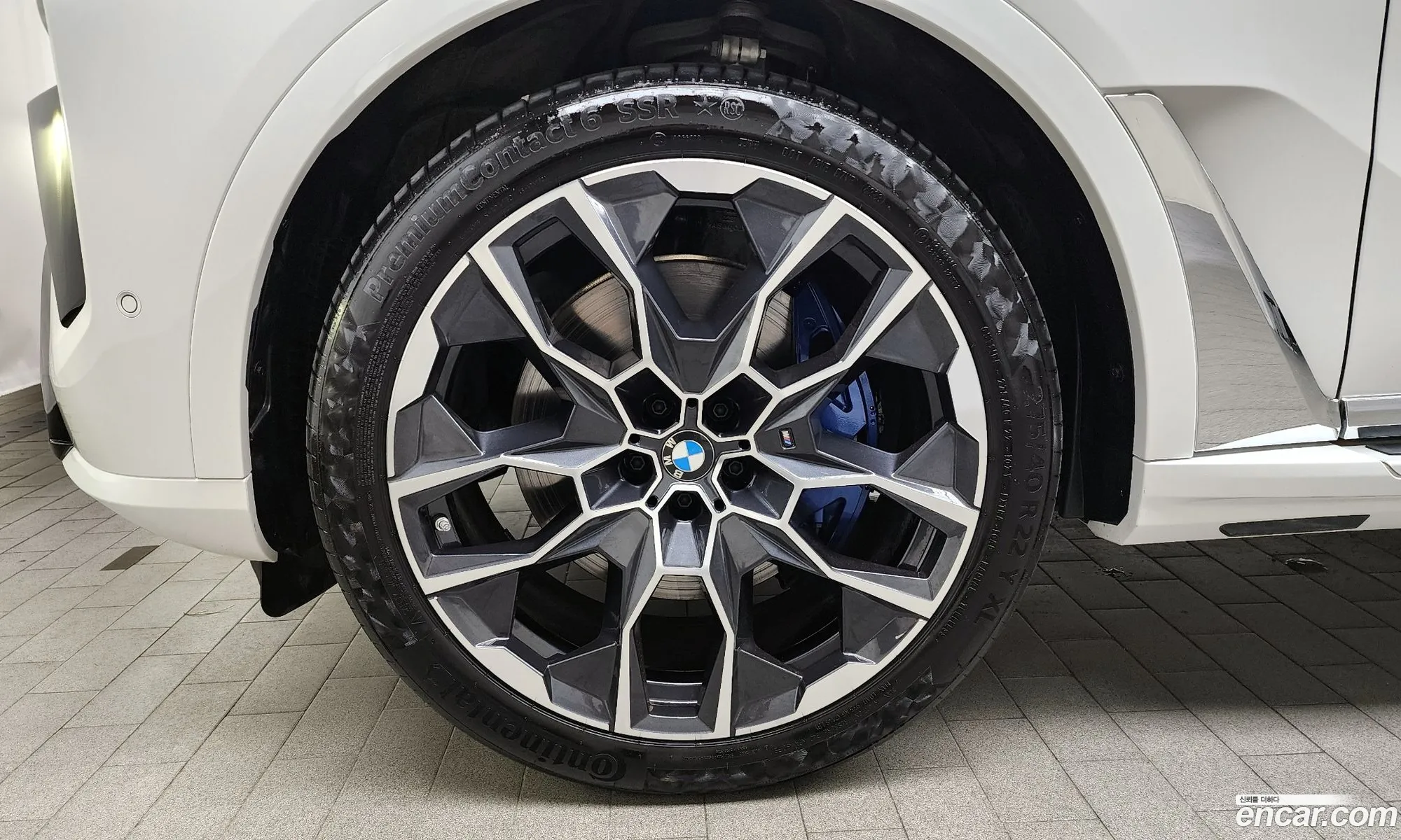 BMW X7 G07 ​​xDrive 40I M Sports 6-Seater - фотография 12523866