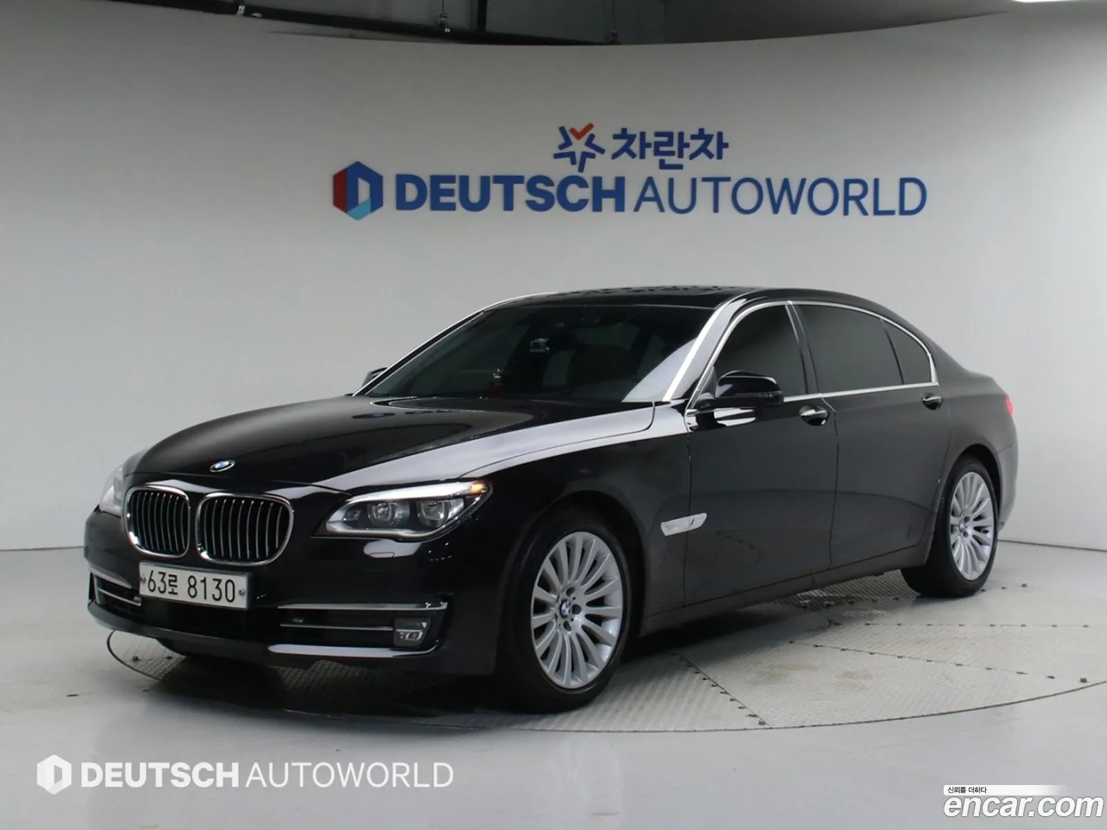 BMW 7 Series F01 750Li - фотография 7287464