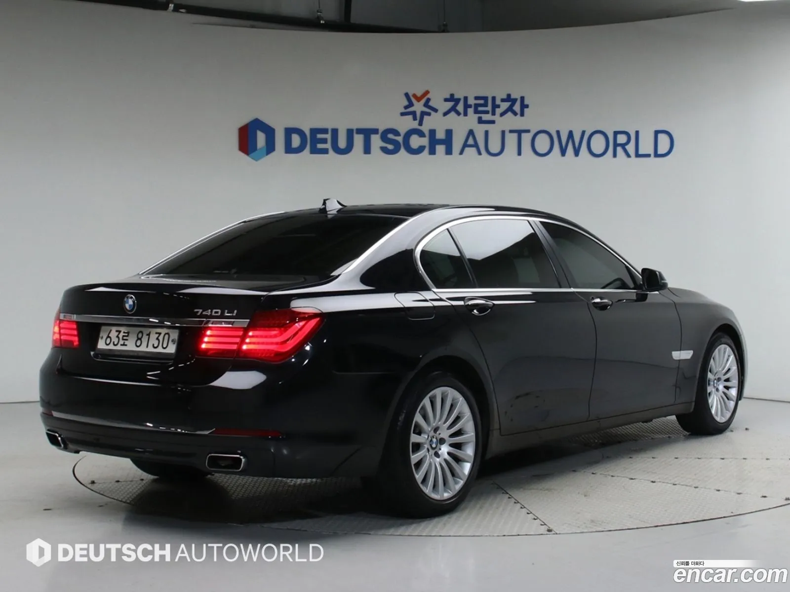 BMW 7 Series F01 750Li - фотография 7287465