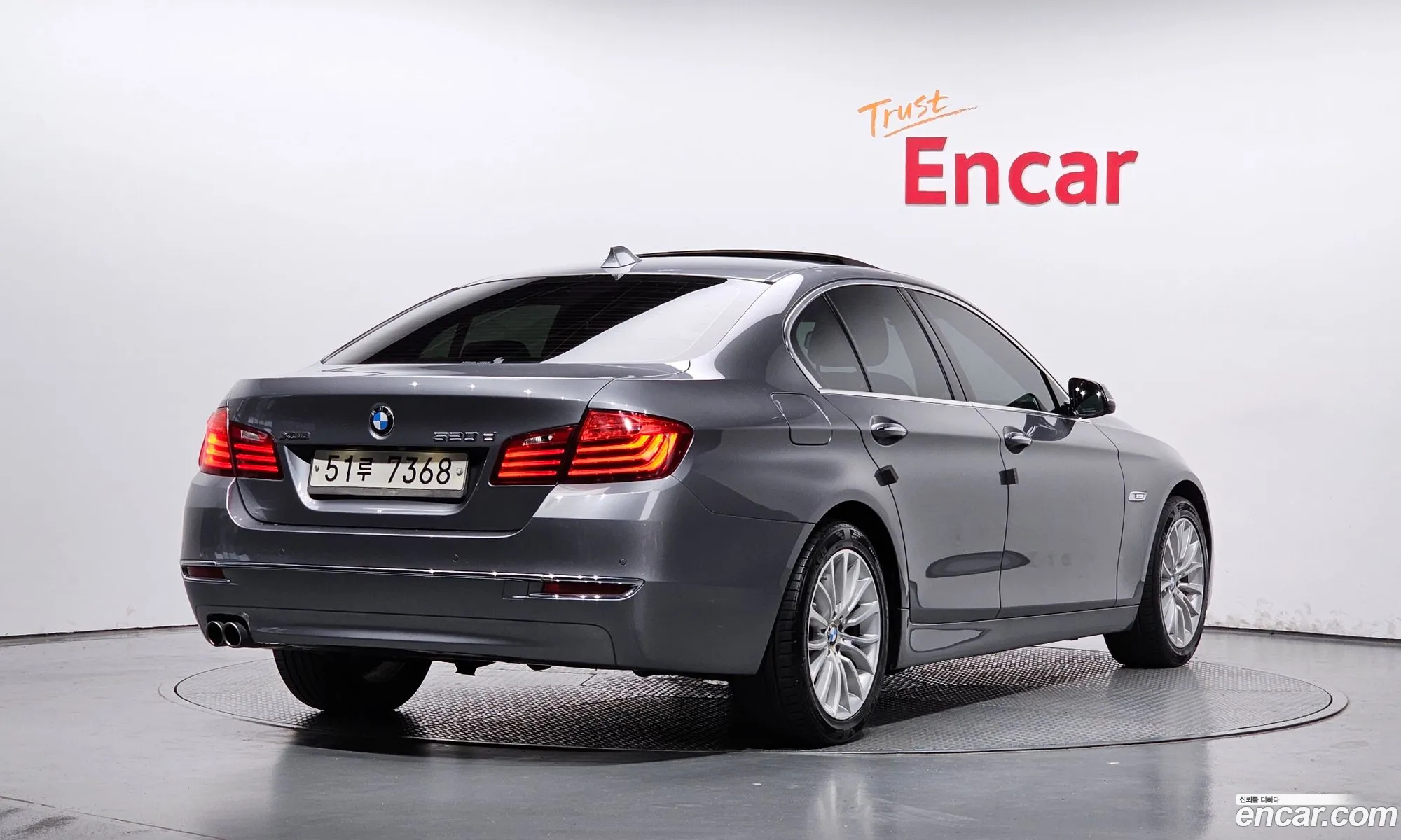 BMW 5 Series F10 520D xDrive Luxury - фотография 6291368