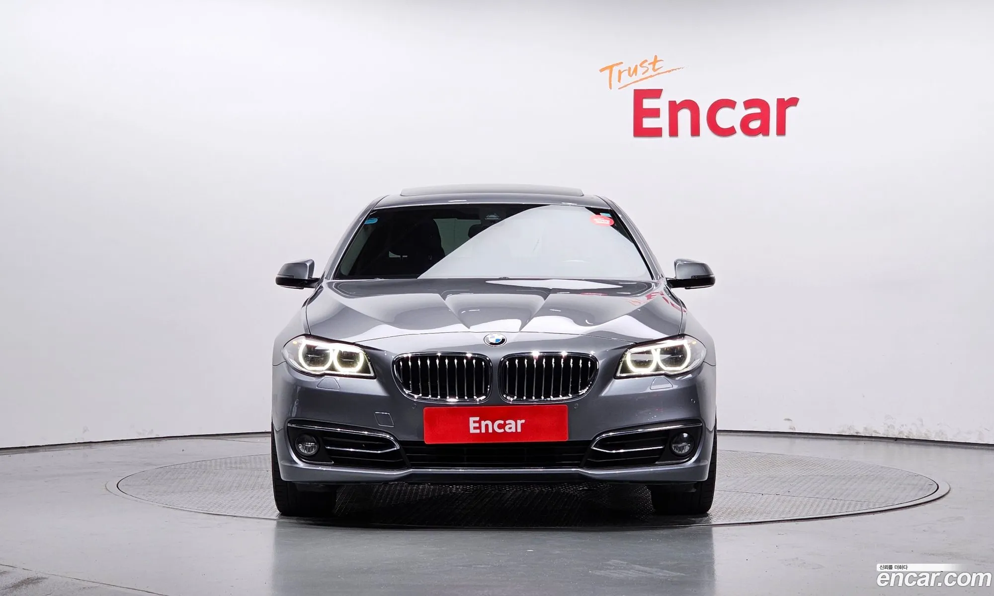 BMW 5 Series F10 520D xDrive Luxury - фотография 6291369