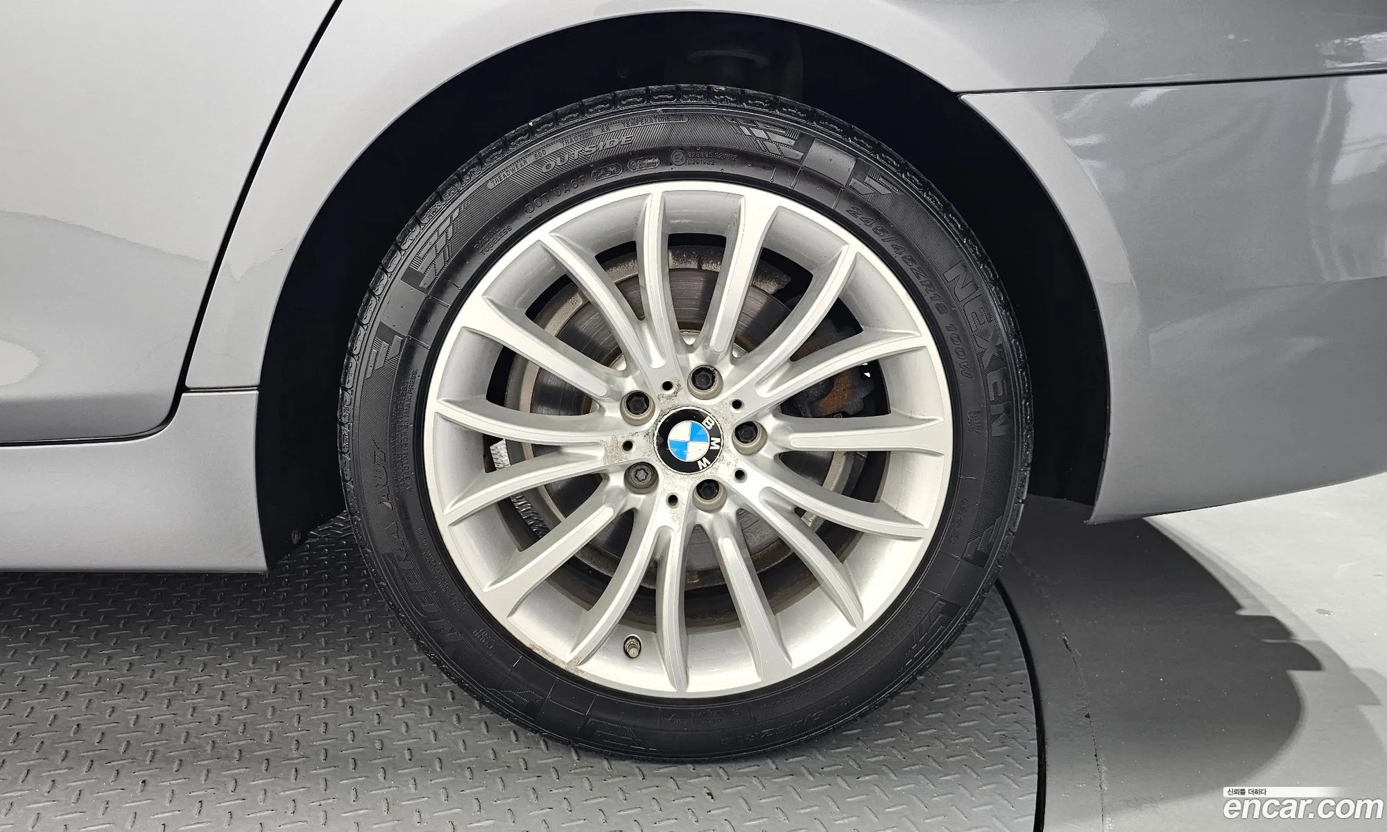 BMW 5 Series F10 520D xDrive Luxury - фотография 6291371