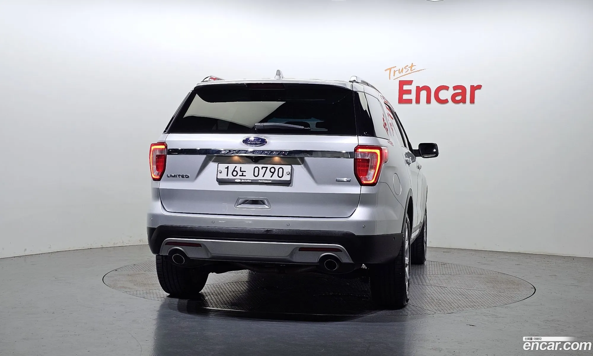 Ford Explorer 23 Limited 4Wd 5Th Generation - фотография 18053013