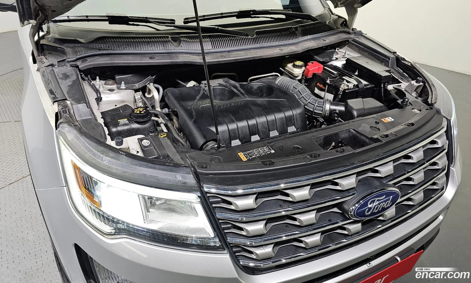 Ford Explorer 23 Limited 4Wd 5Th Generation - фотография 18053015