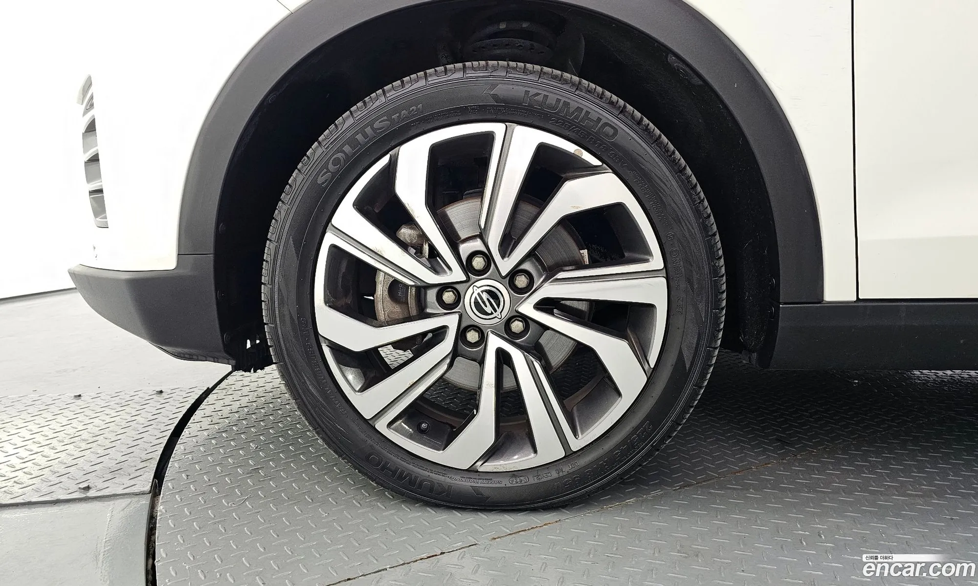 Kg Mobility Ssangyong Very New Tivoli Diesel 16 2Wd V5 - фотография 6798253