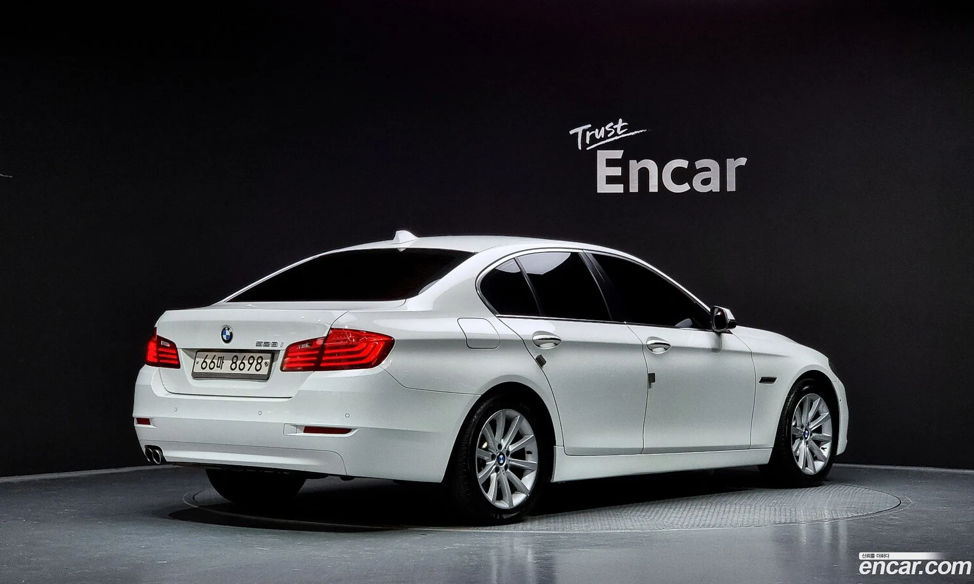 BMW 5 Series F10 528I - фотография 6404490
