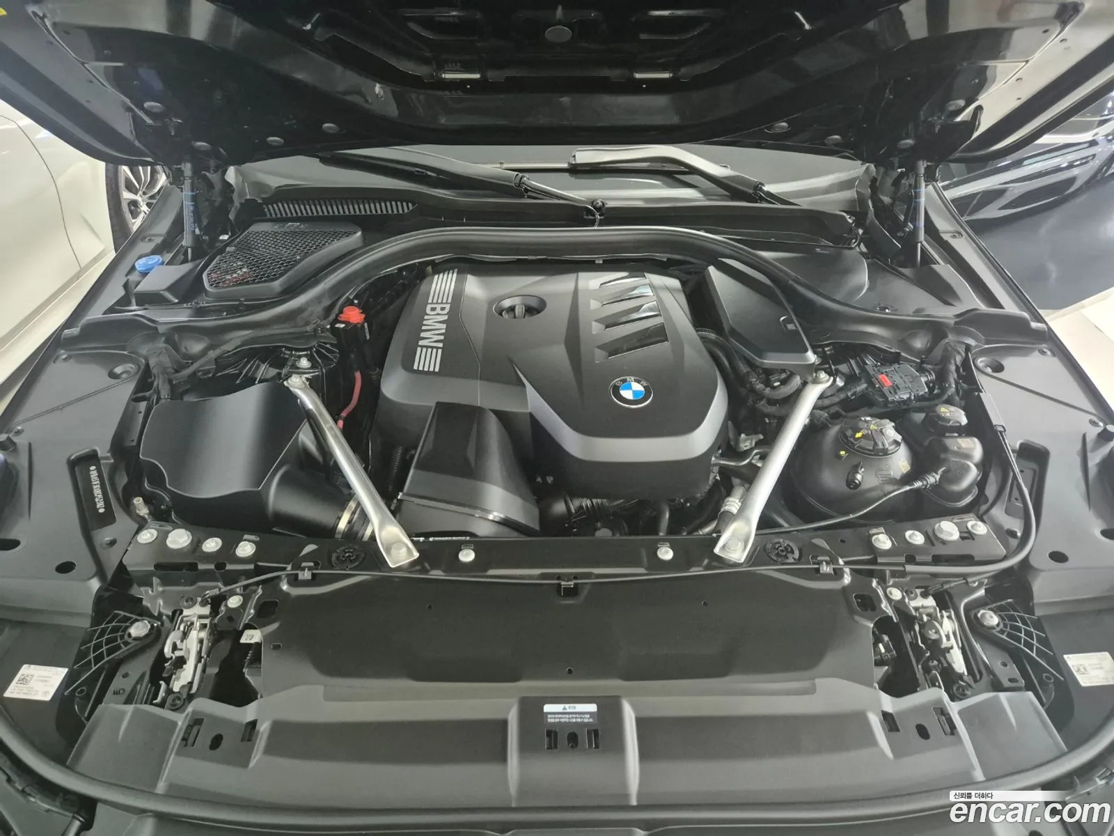 BMW 5 Series G60 530I xDrive - фотография 6886867