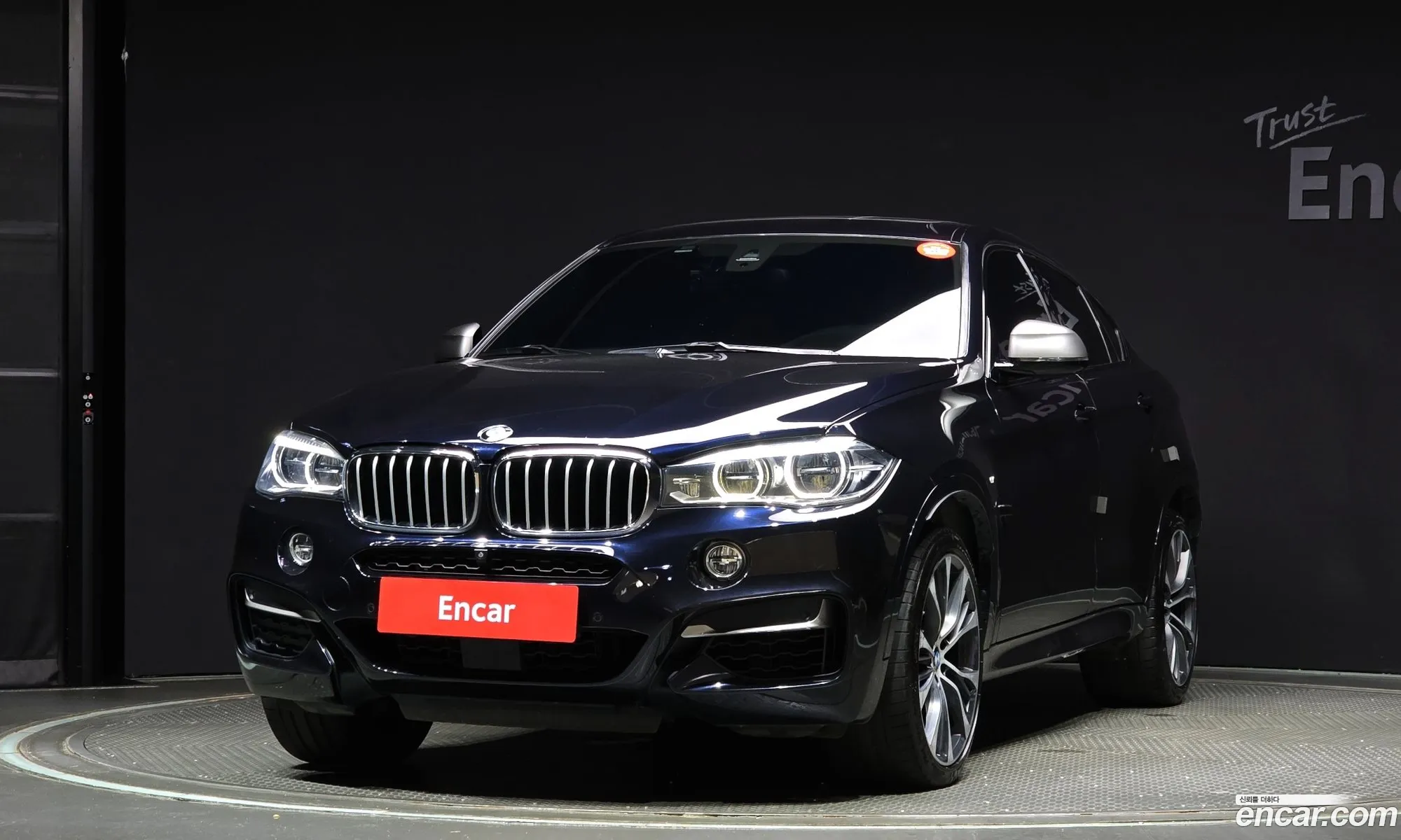 BMW X6 F16 M50D - фотография 8280492