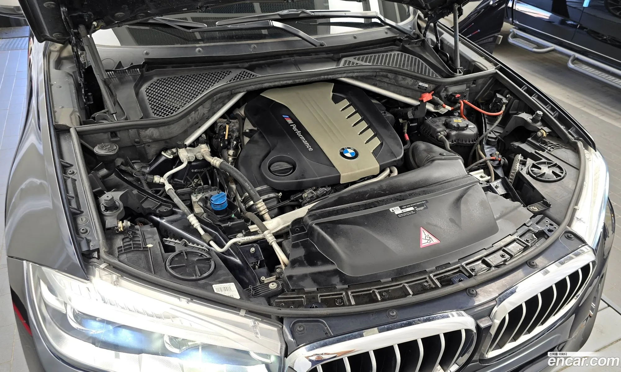 BMW X6 F16 M50D - фотография 8280497