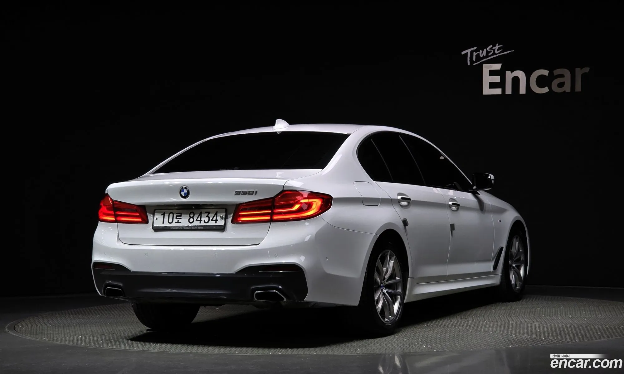 BMW 5 Series G30 530I M Sports Plus - фотография 8221351