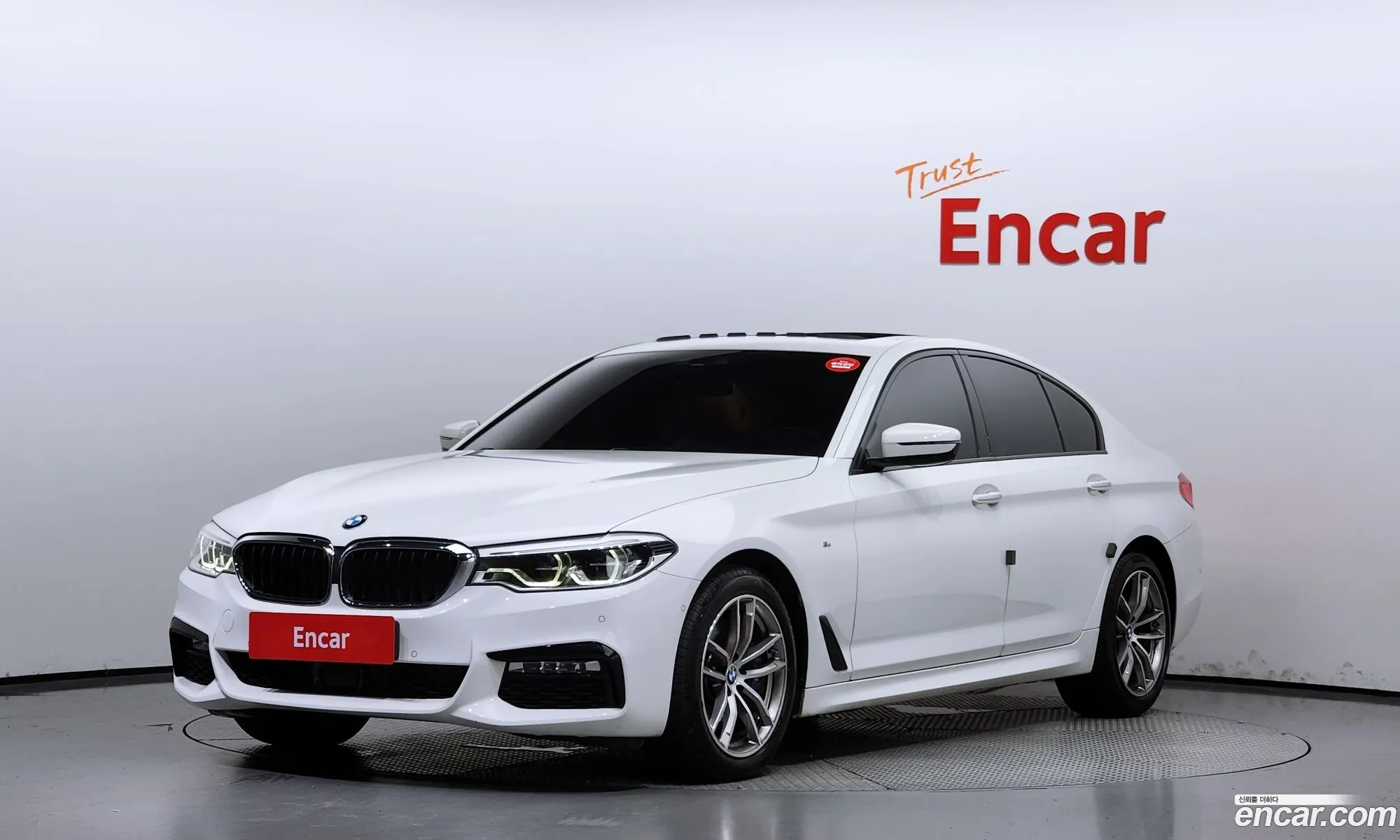 BMW 5 Series G30 530I xDrive M Sports - фотография 7212151