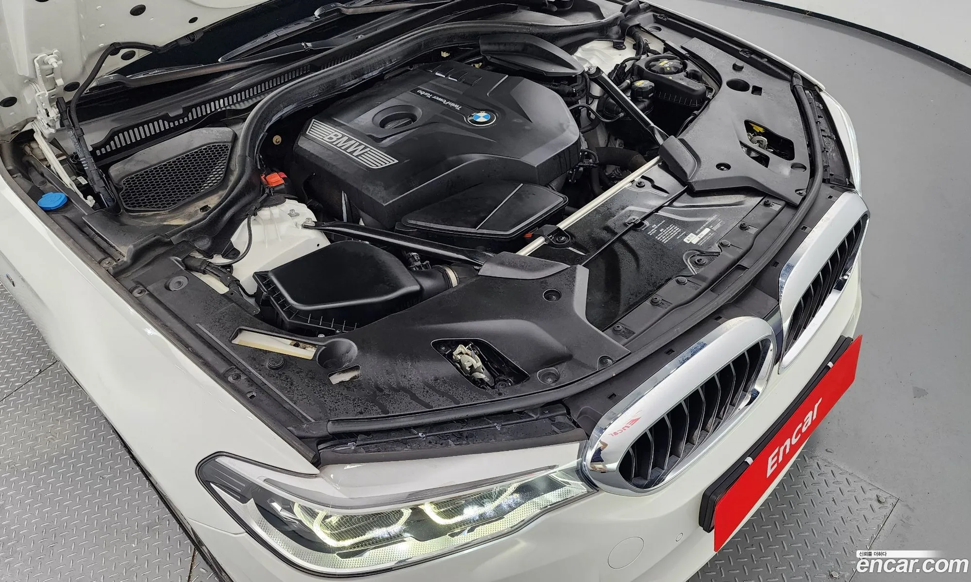 BMW 5 Series G30 530I xDrive M Sports - фотография 7212156