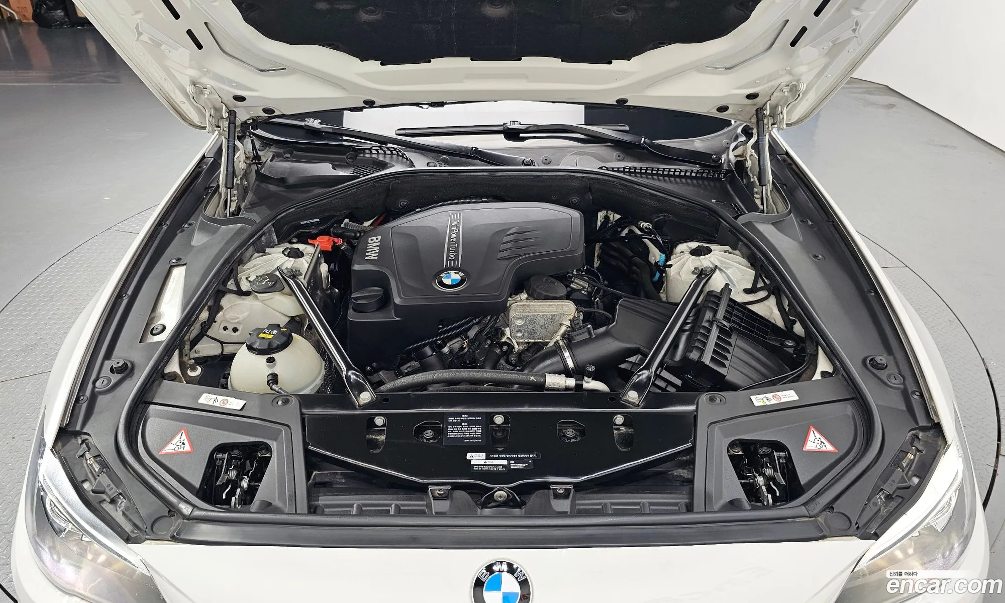 BMW 5 Series F10 528I - фотография 7212097