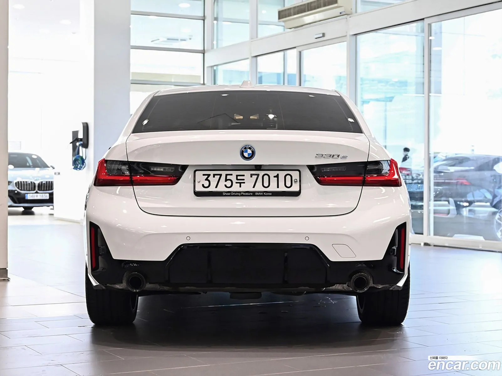 BMW 3 Series G20 330E M Sports - фотография 7265412