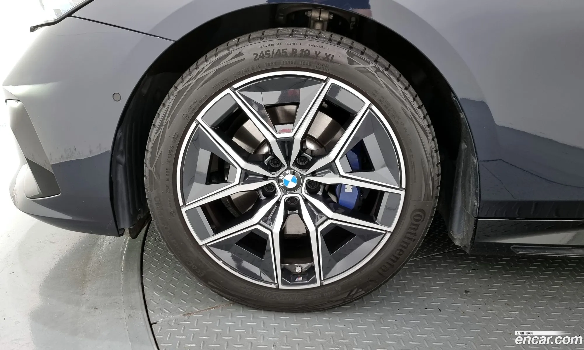 BMW 5 Series G60 520I M Sports - фотография 6464040