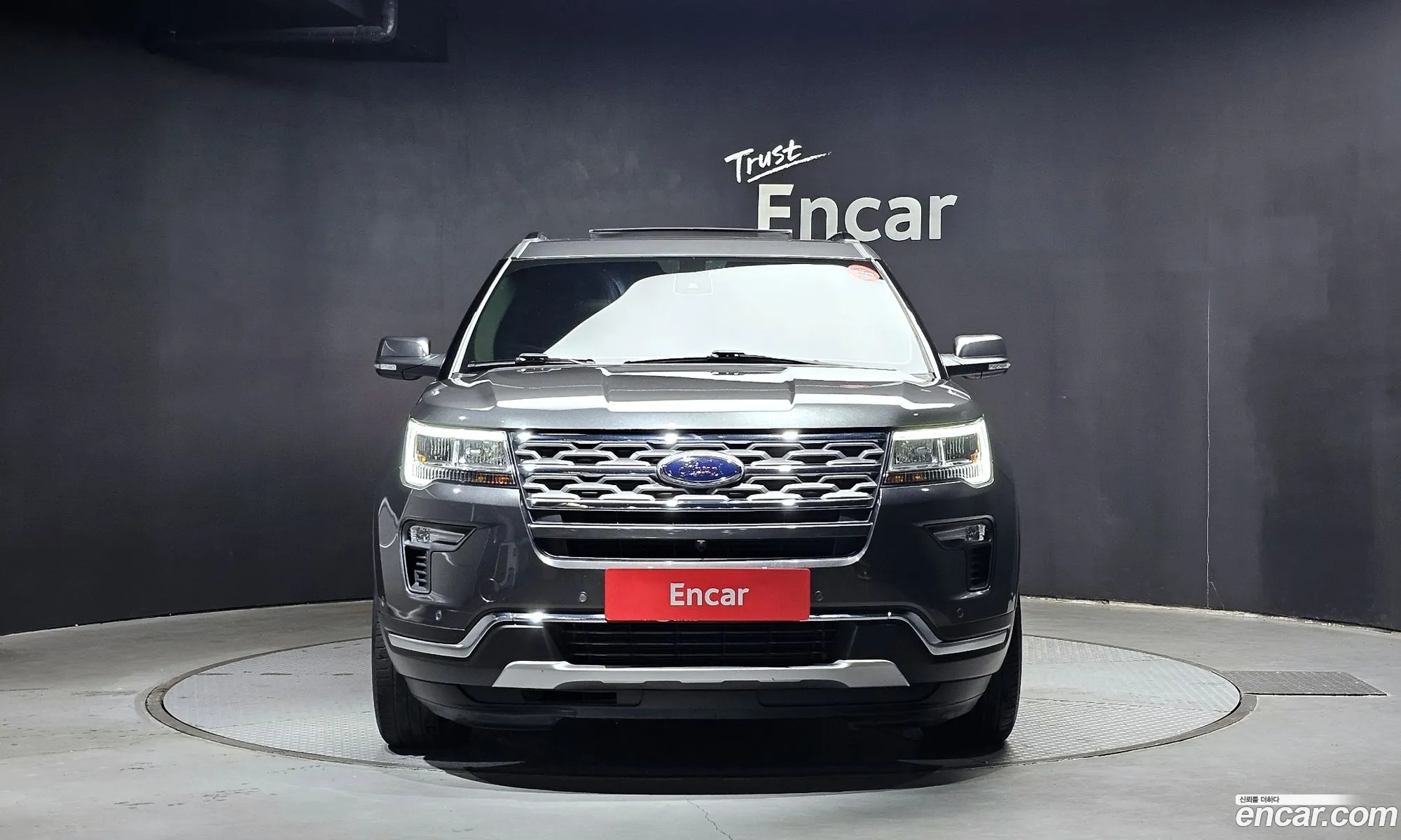 Ford Explorer 23 Limited 4Wd 5Th Generation - фотография 18053000
