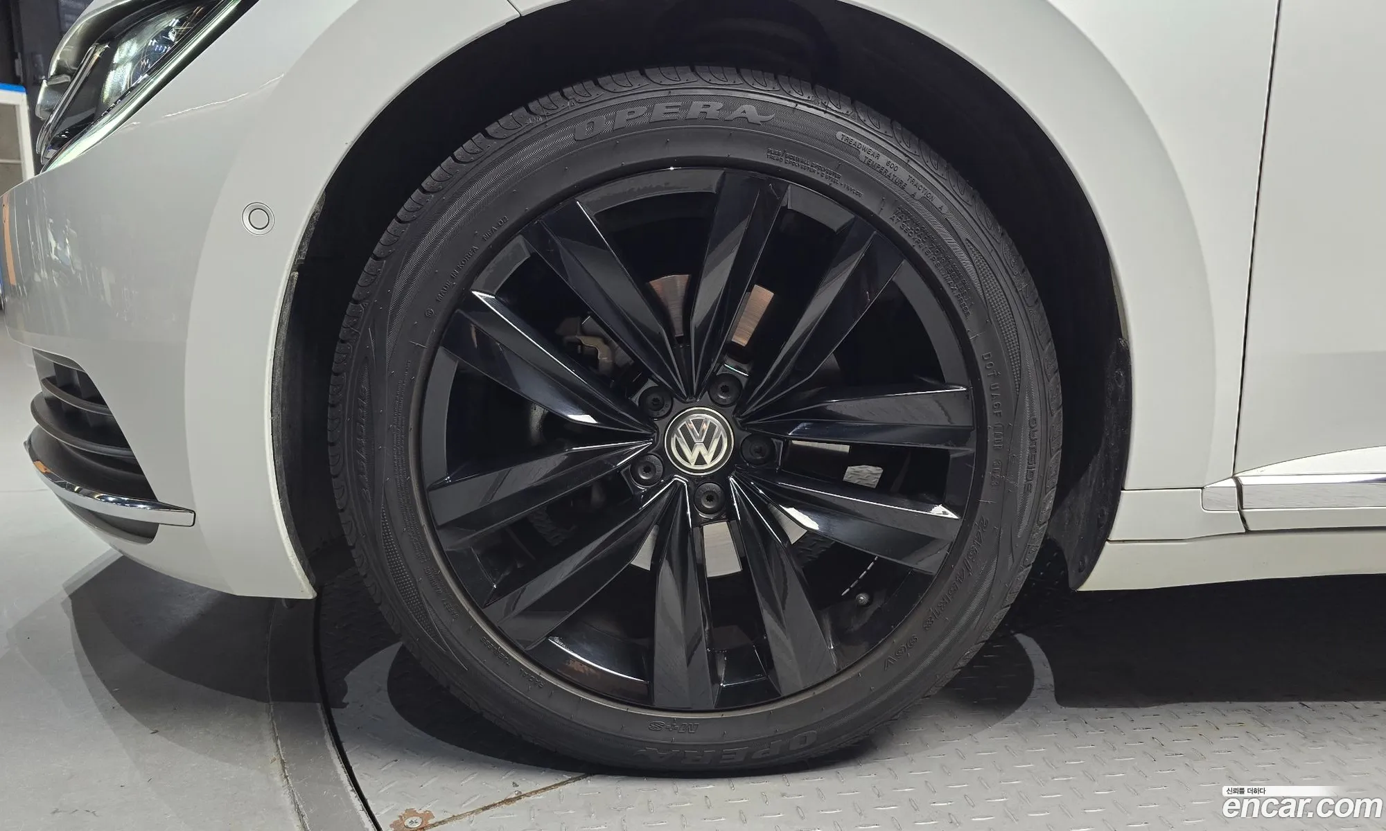 Volkswagen Arteon 20 Tdi Prestige - фотография 8240821