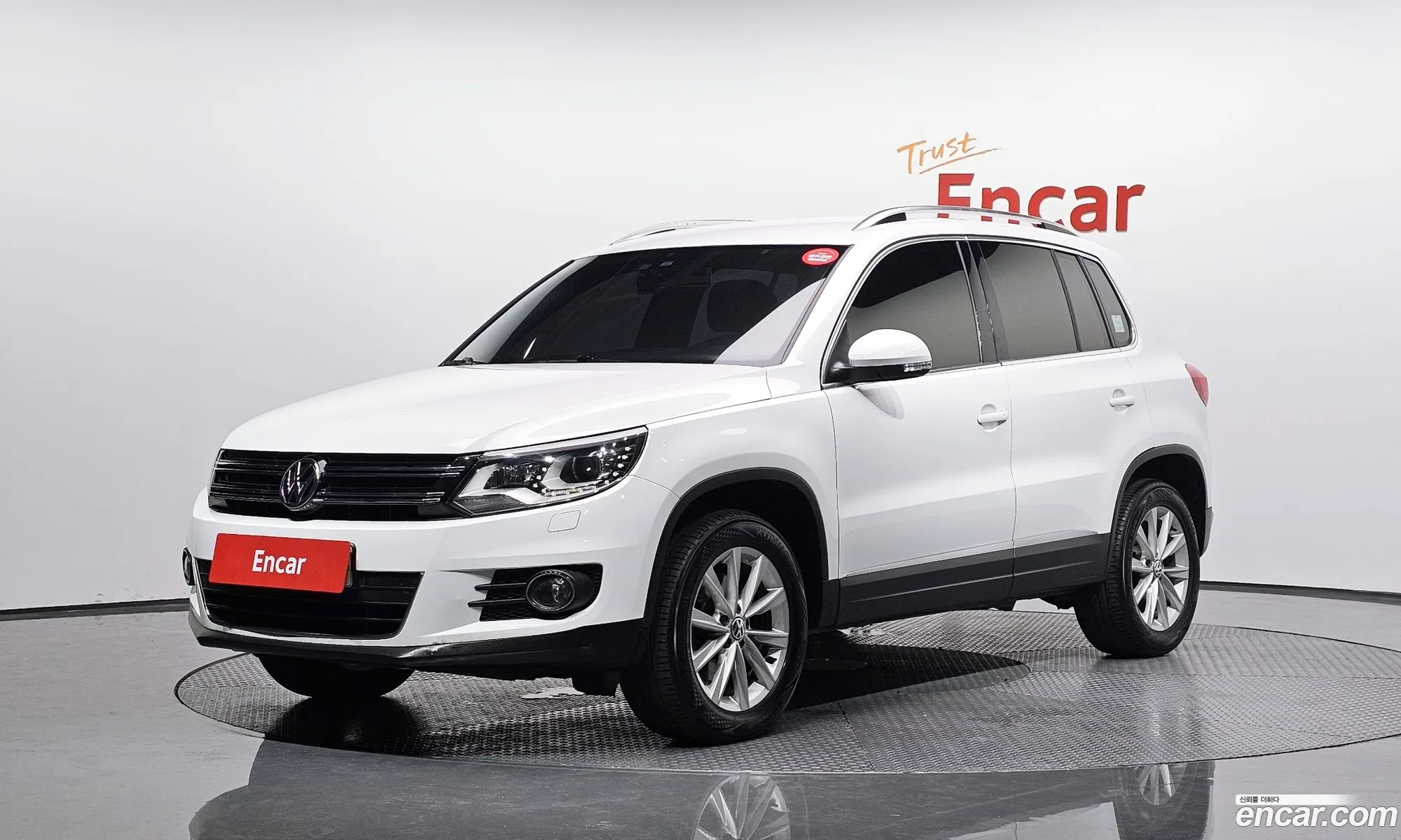 Volkswagen New Tiguan 20 Tdi Comfort 5N - фотография 8713342