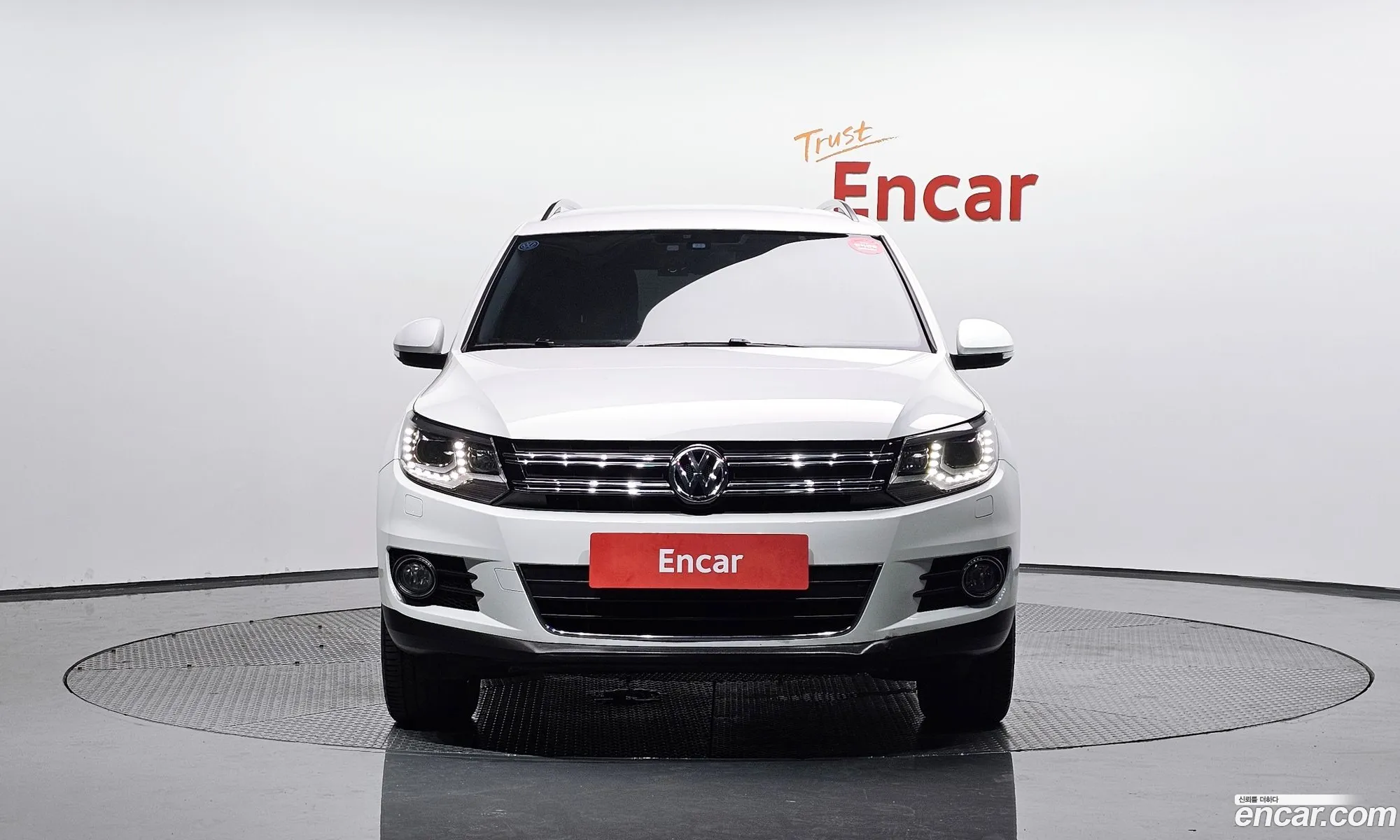 Volkswagen New Tiguan 20 Tdi Comfort 5N - фотография 8713344