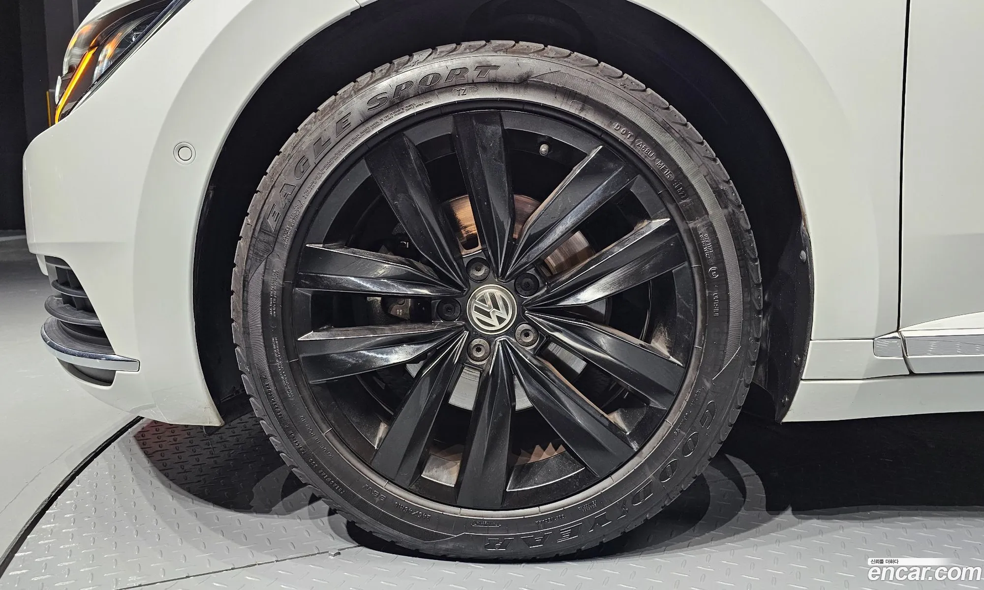 Volkswagen Arteon 20 Tdi Prestige - фотография 8268422