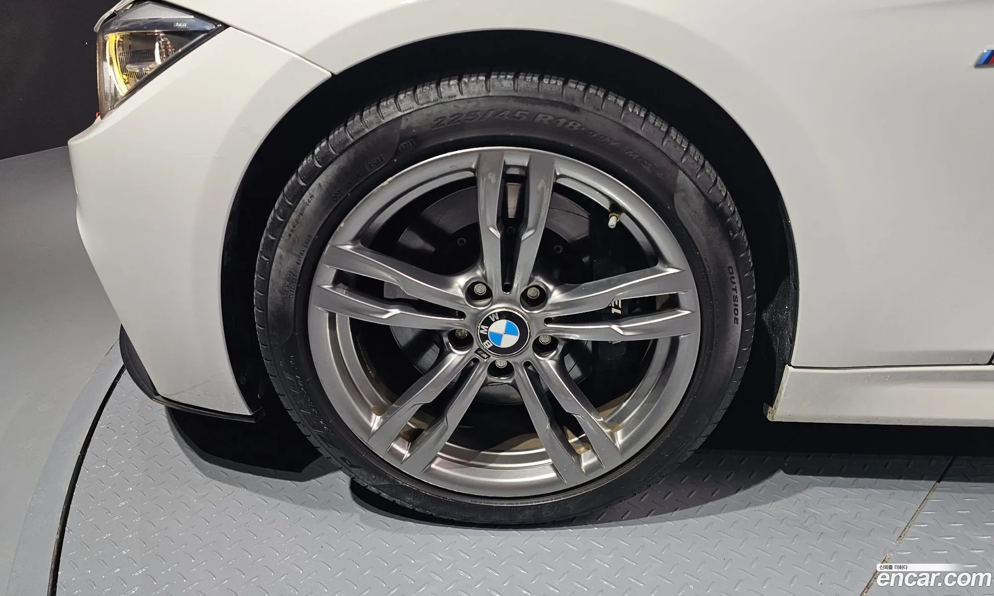 BMW 3 Series F30 320D M Performance Edition - фотография 7435130