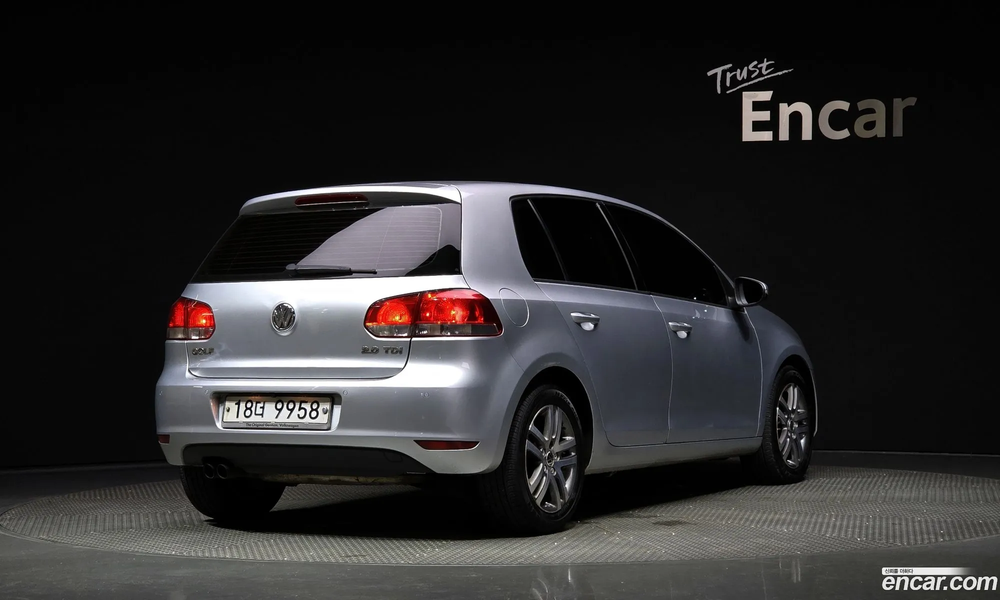 Volkswagen Golf 6Th Generation 20 Tdi - фотография 8240806