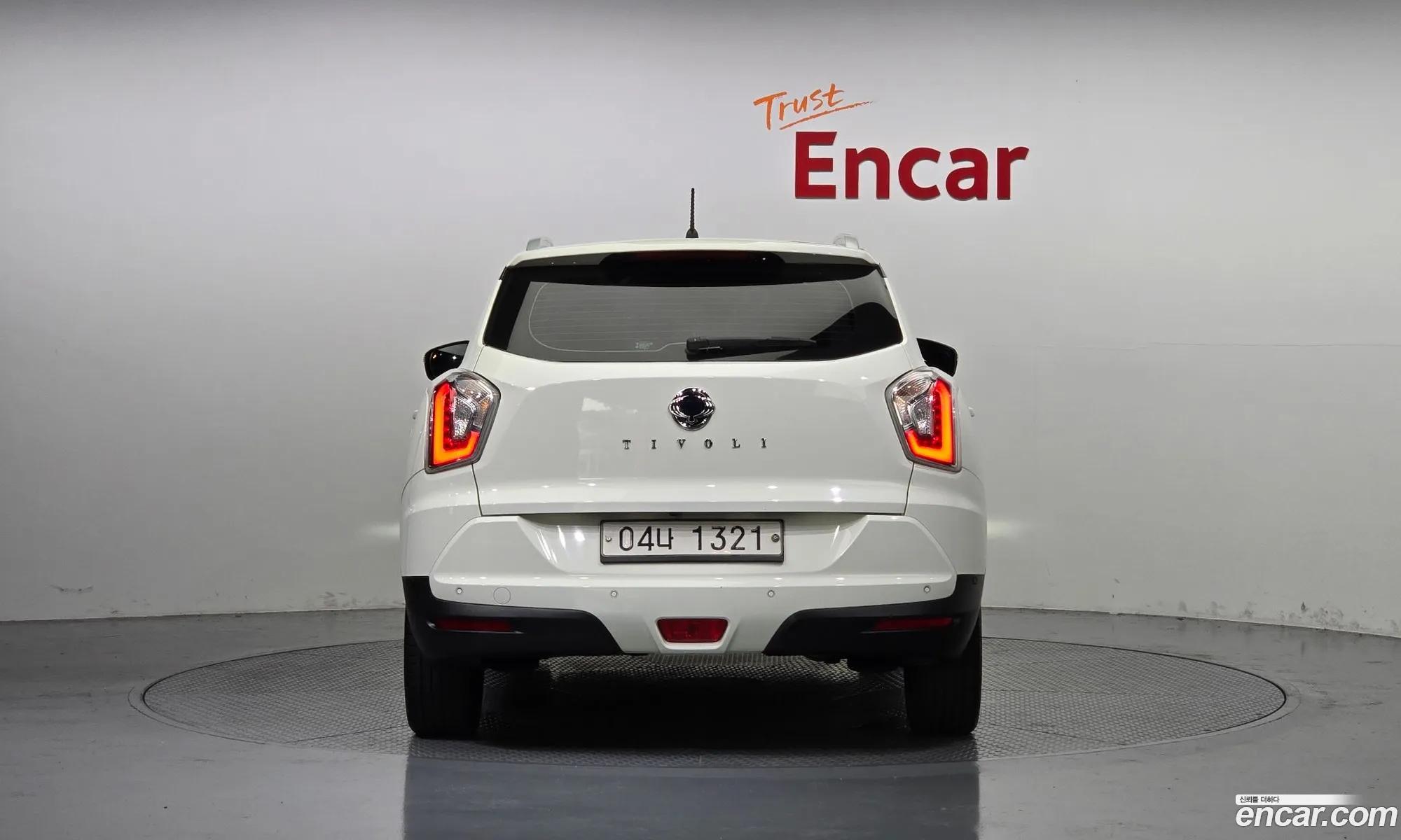 Kg Mobility Ssangyong Tivoli Armor Gear Edition 2Wd - фотография 6680290