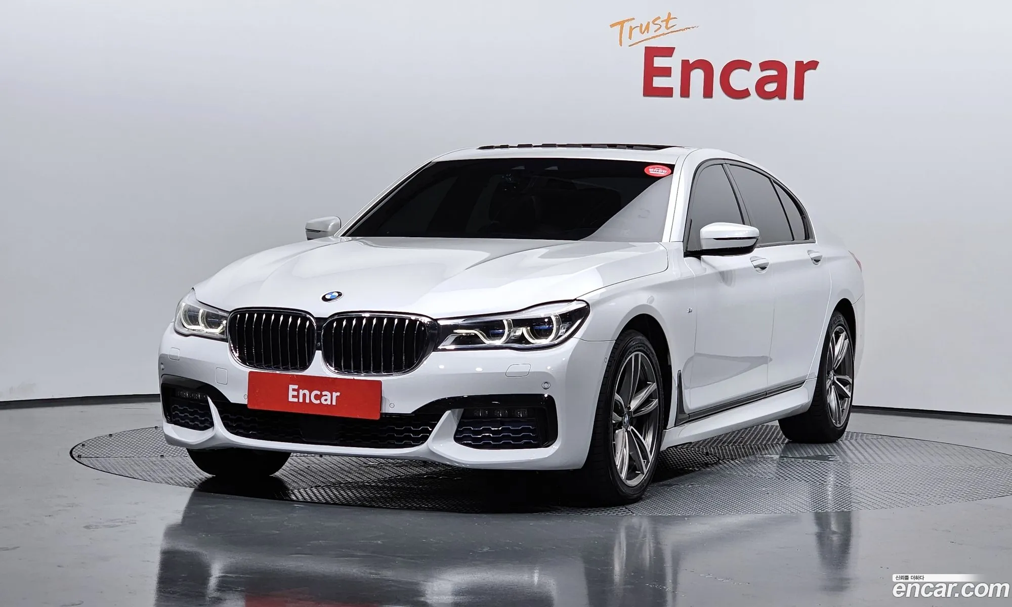 BMW 7 Series G11 740D xDrive M Sports - фотография 5943631