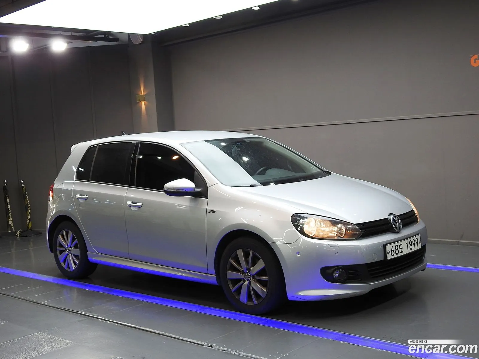 Volkswagen Golf 6Th Generation 16 Tdi Bluemotion Style Edition - фотография 8462100