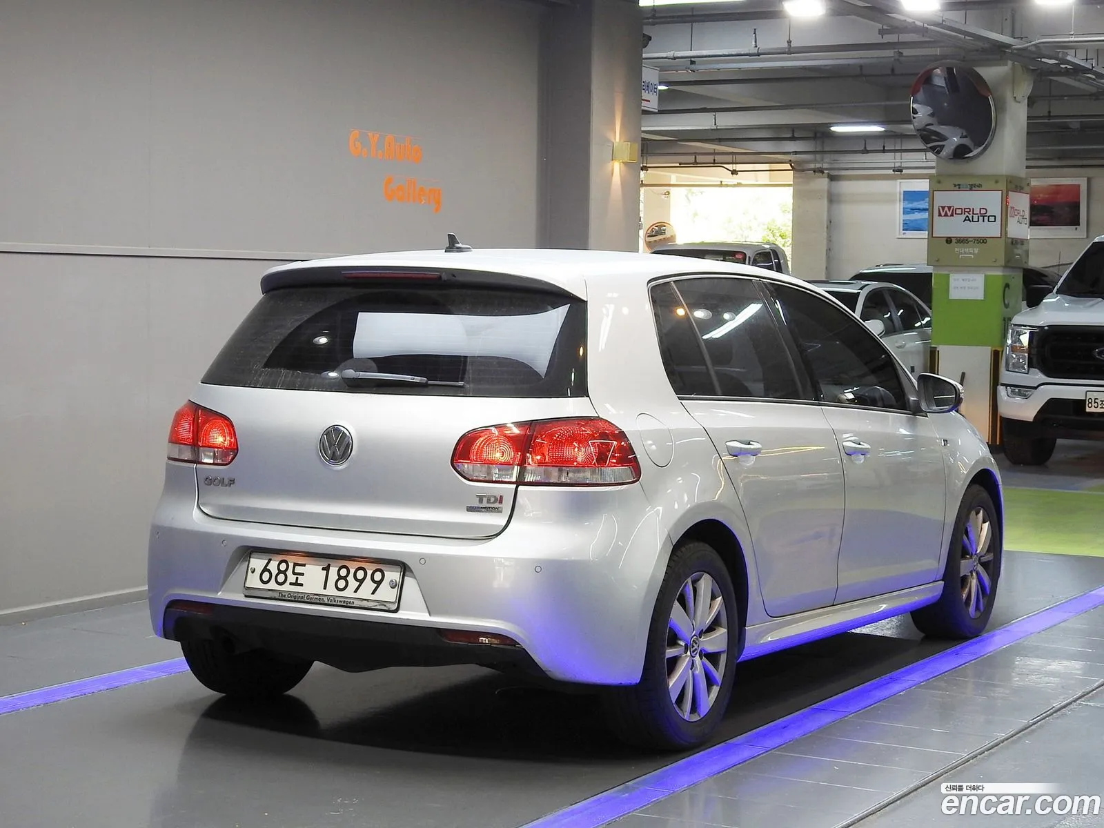 Volkswagen Golf 6Th Generation 16 Tdi Bluemotion Style Edition - фотография 8462101