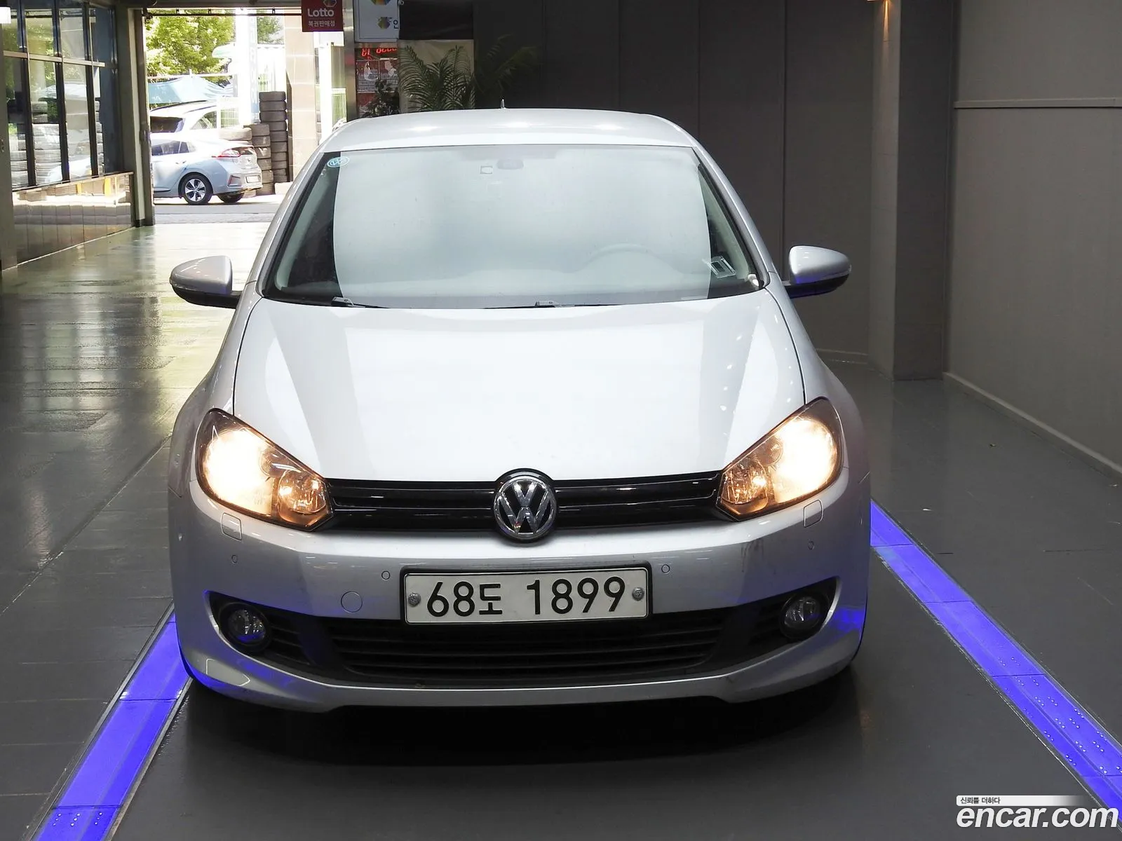 Volkswagen Golf 6Th Generation 16 Tdi Bluemotion Style Edition - фотография 8462103