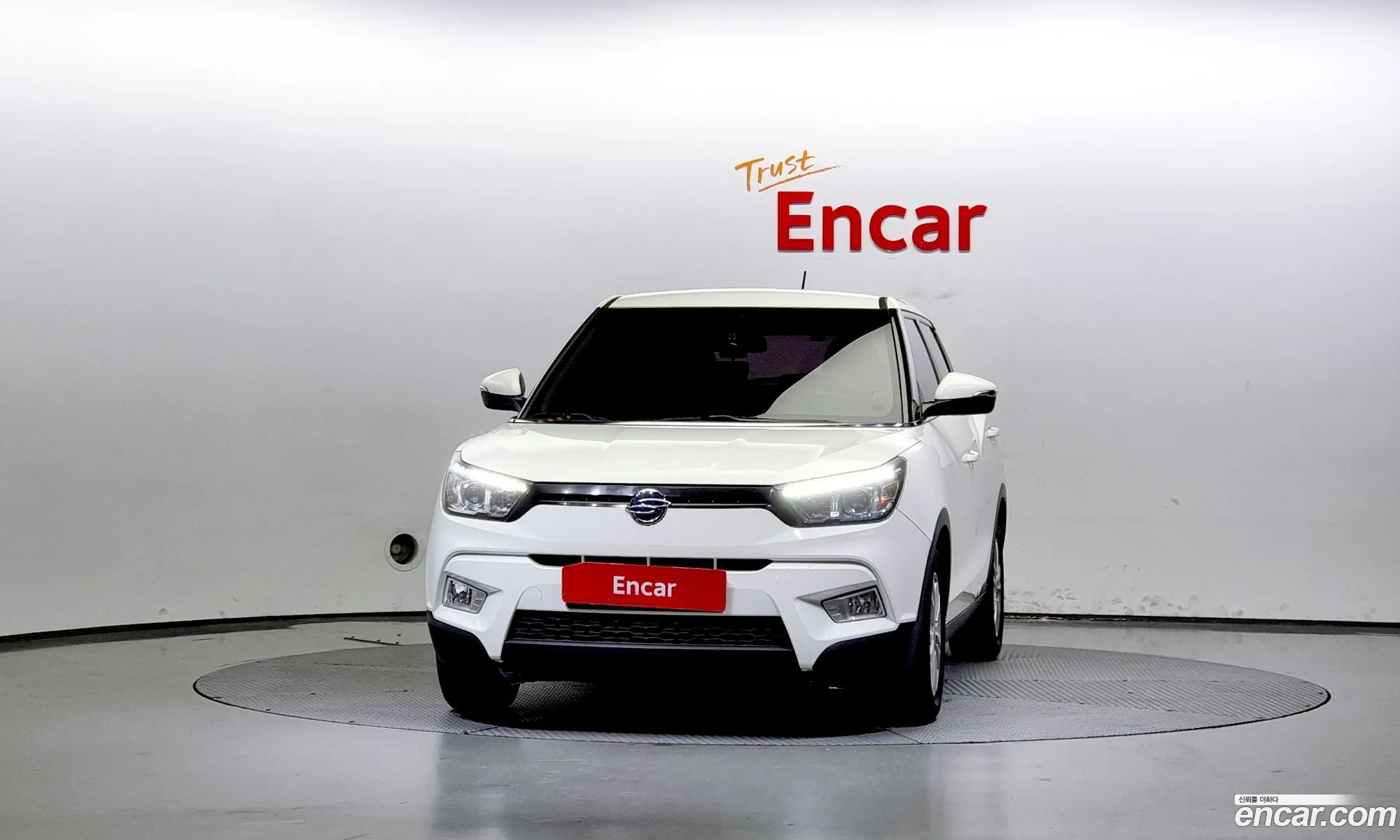 Kg Mobility Ssangyong Tivoli Vx 2Wd - фотография 7675830
