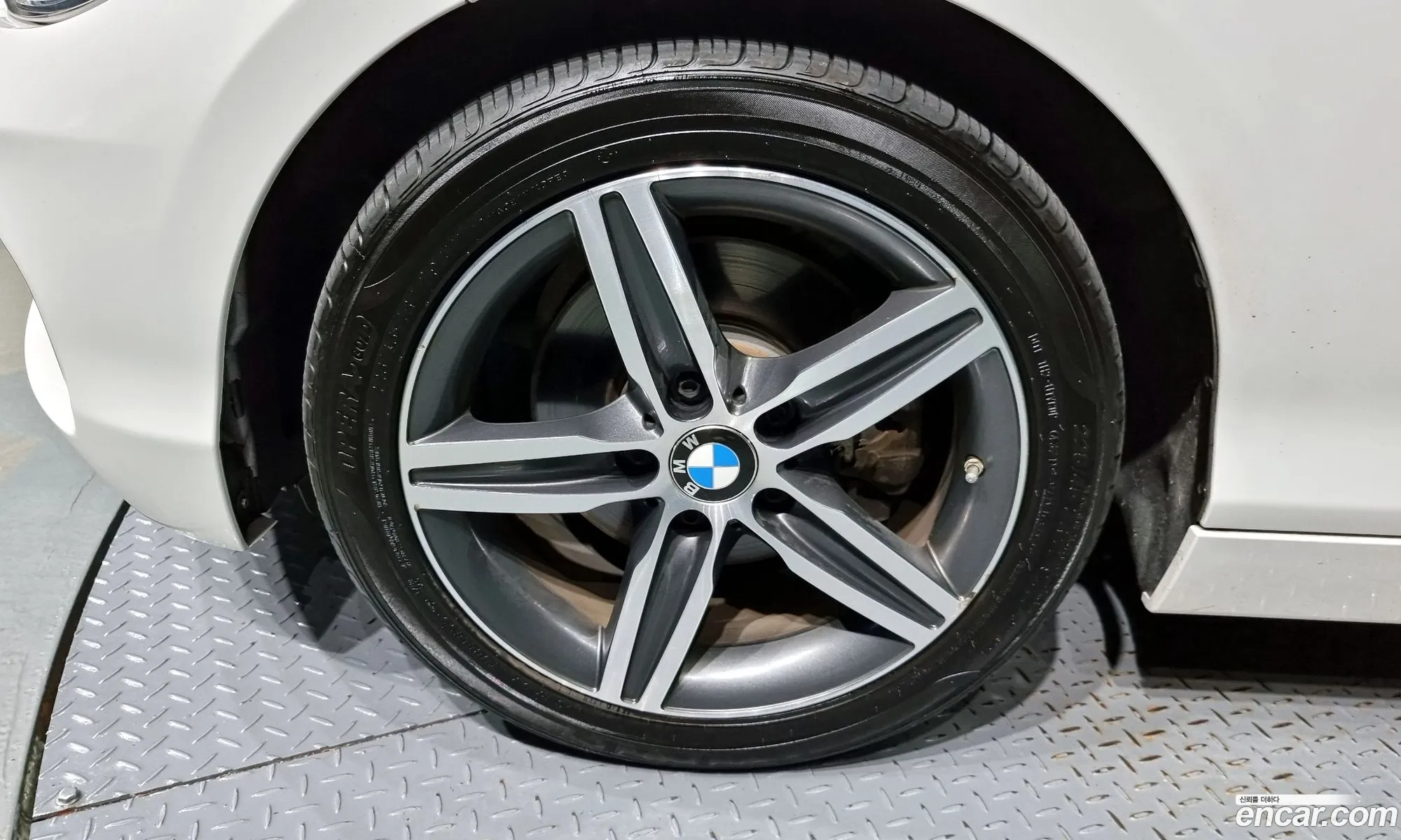 BMW 1 Series F20 118D Sports 5-Door - фотография 8150007