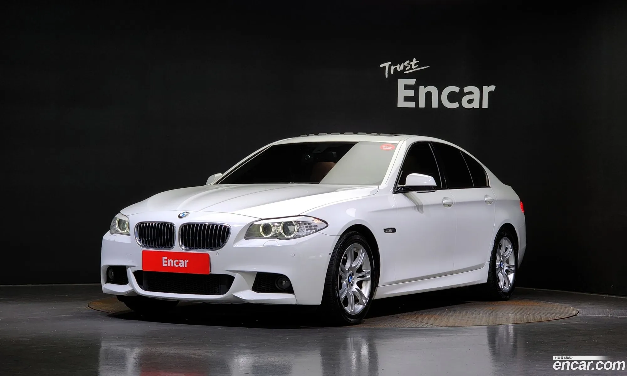 BMW 5 Series F10 528I M Sports - фотография 8146697