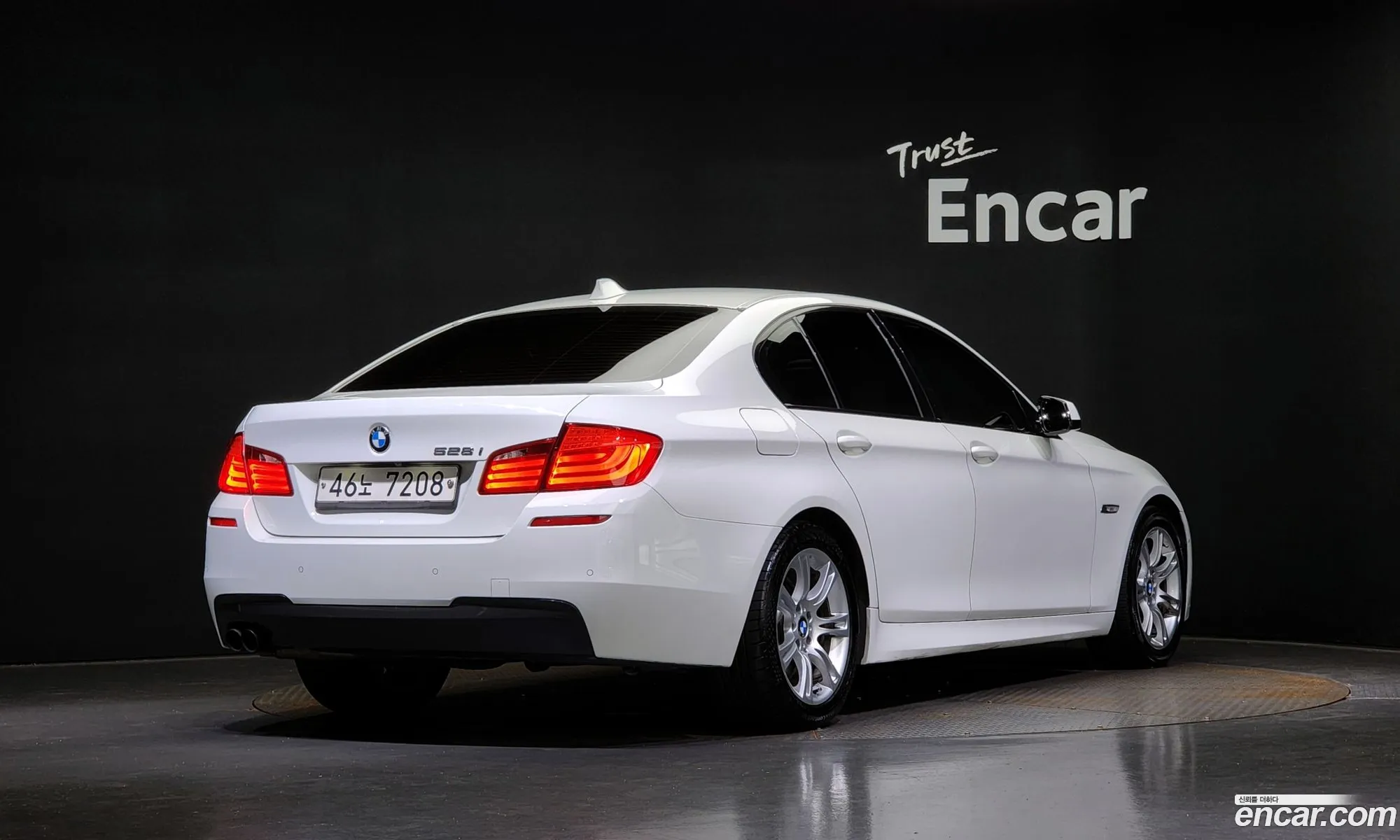 BMW 5 Series F10 528I M Sports - фотография 8146698